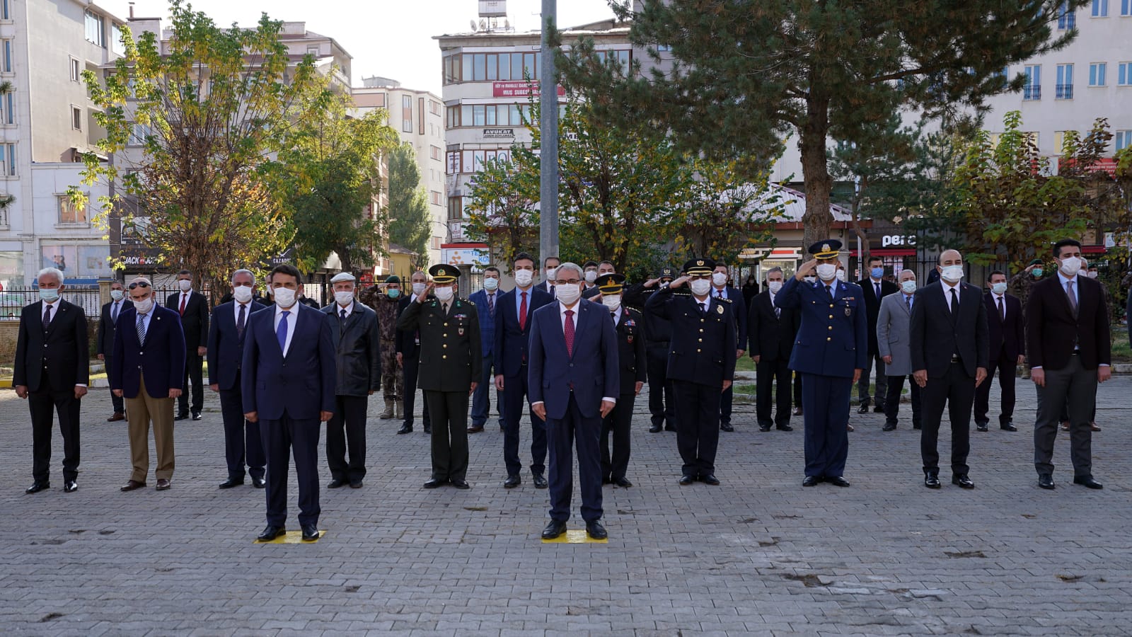 mus-valiliginden-10-kasim-kapsaminda-anma-toreni-758