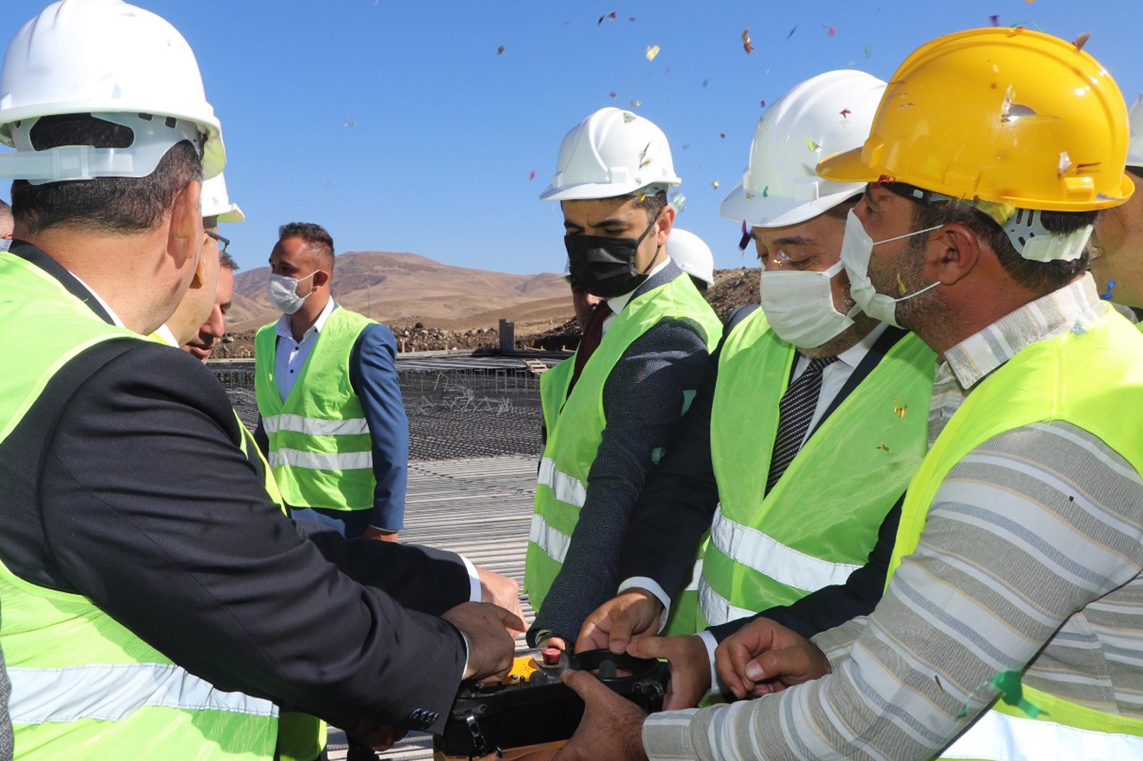 varto-meslek-yuksekokulumuzun-temel-atma-toreni-gerceklestirildi-913