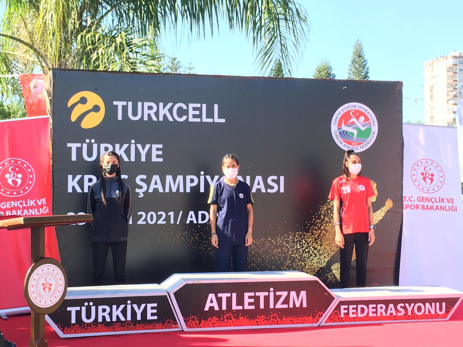 ogrencimizden-altin-madalya-946