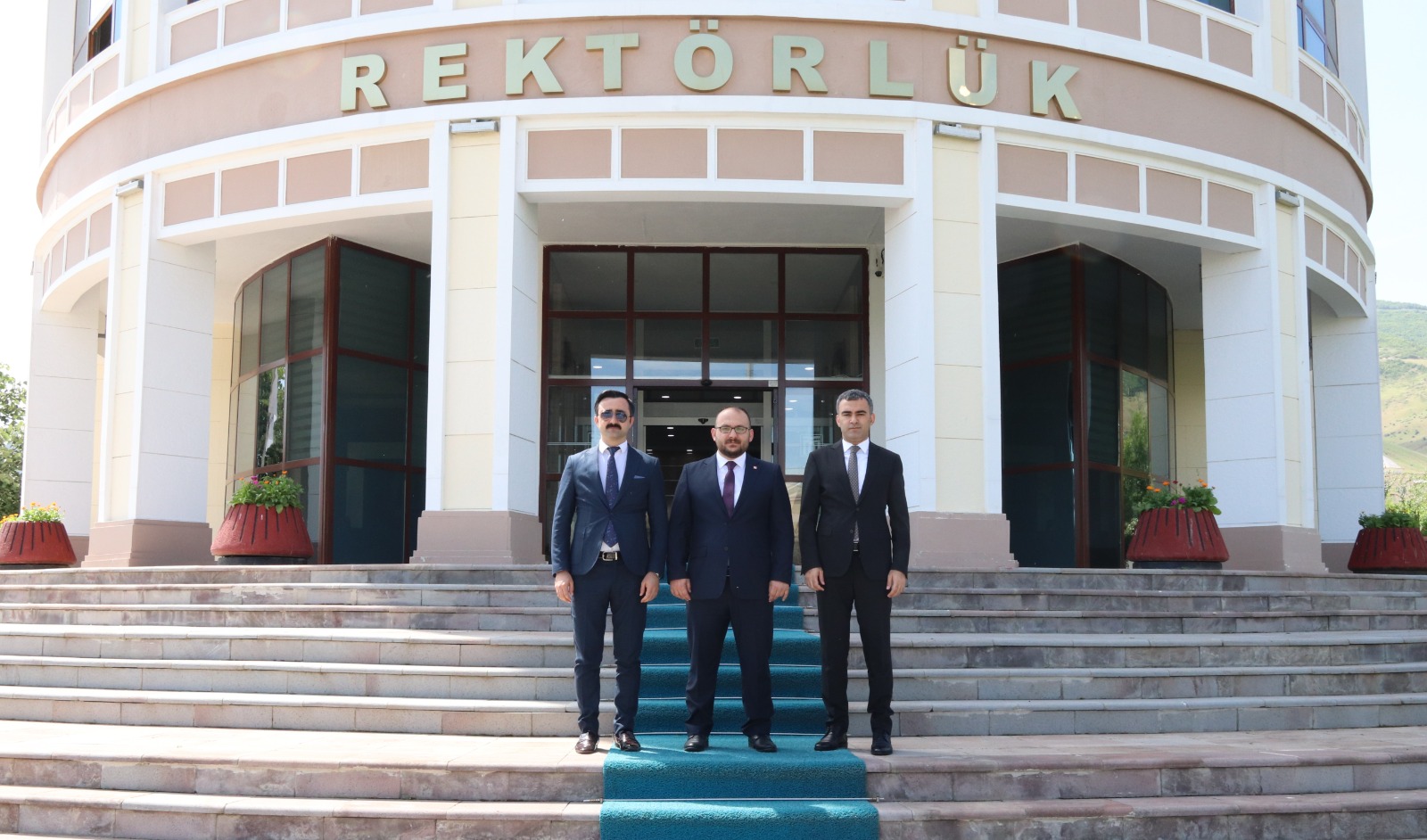 yavuz-ve-karli-dan-rektorumuze-ziyaret-2659