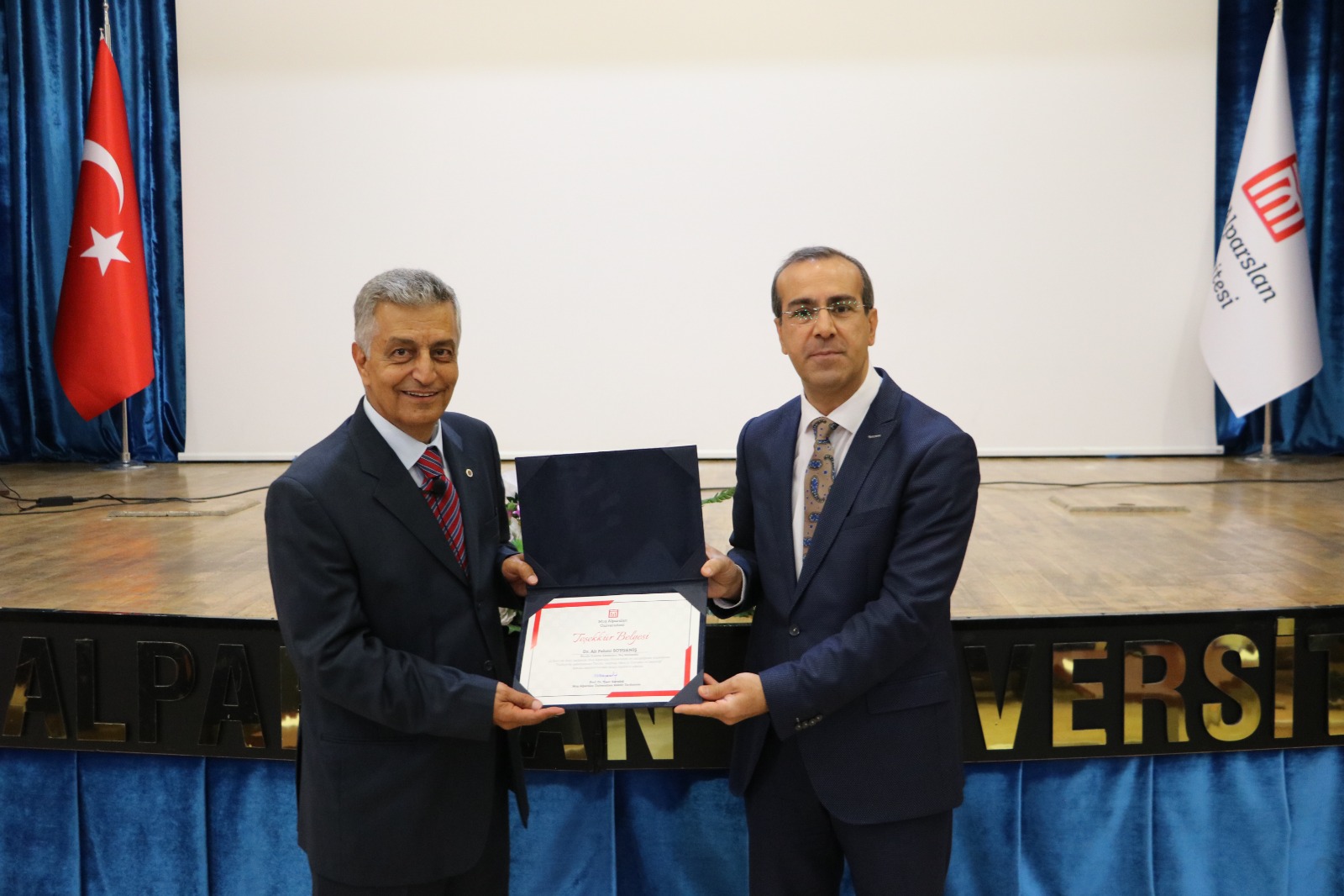 universitemizde-sekerpancari-konulu-seminer-verildi-2677