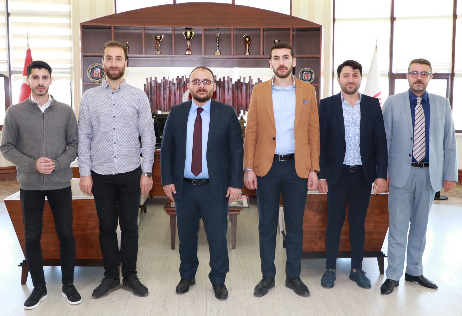tugva-il-temsilcisinden-rektorumuze-ziyaret-2696