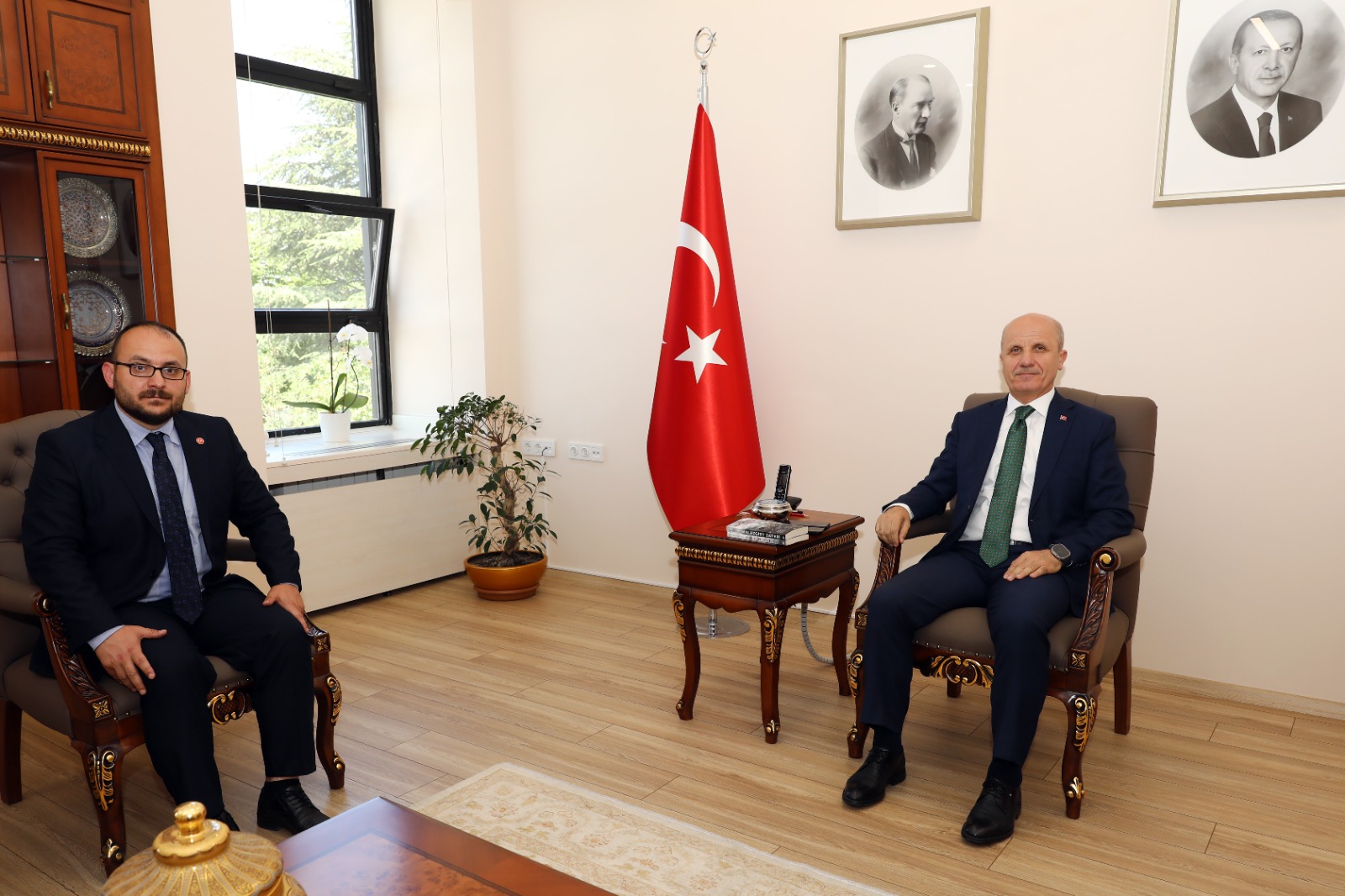 rector-alican-met-with-the-president-of-yok-ozvar-2765