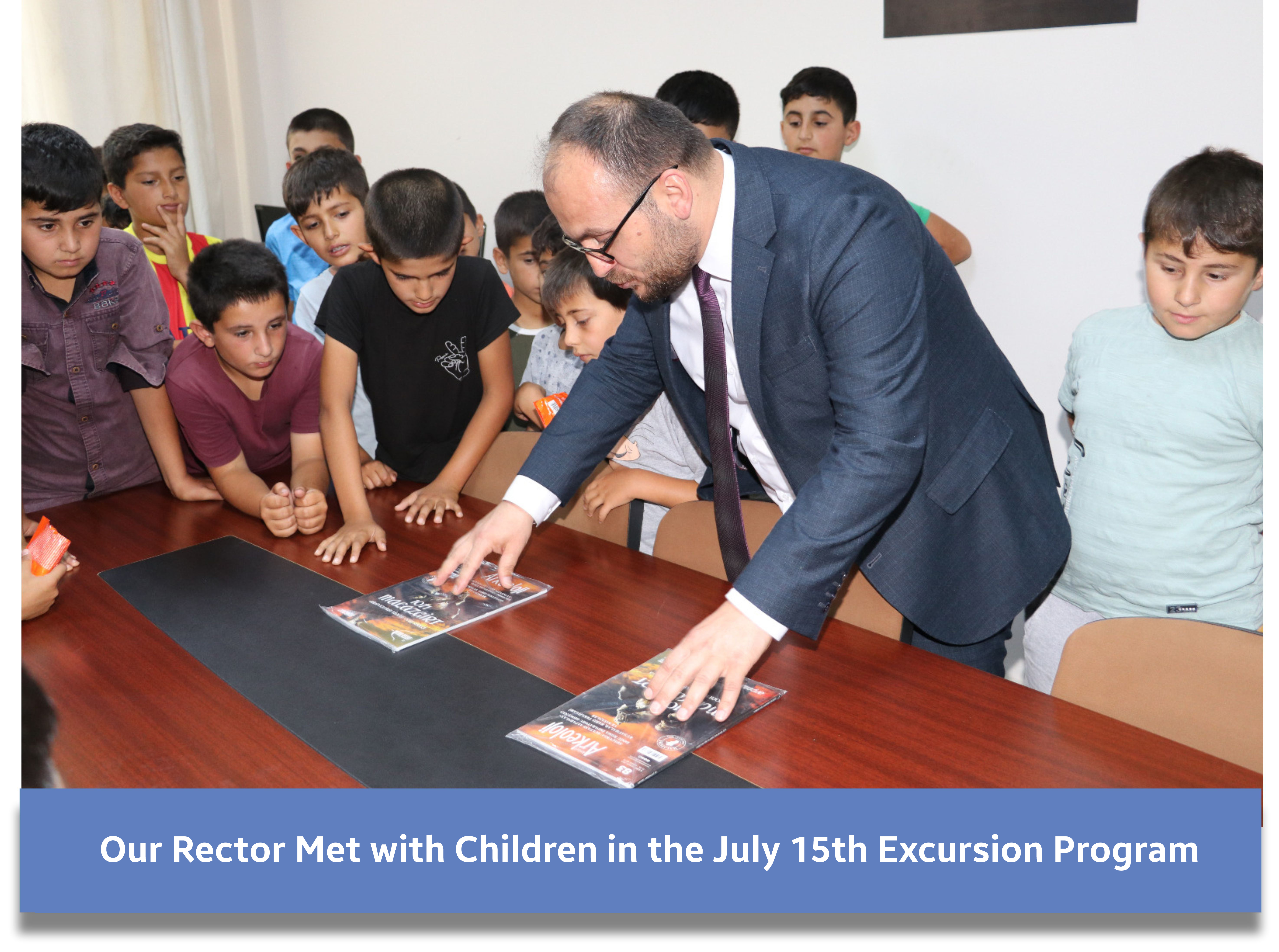 our-rector-met-with-children-in-the-july-15th-excursion-program-2824