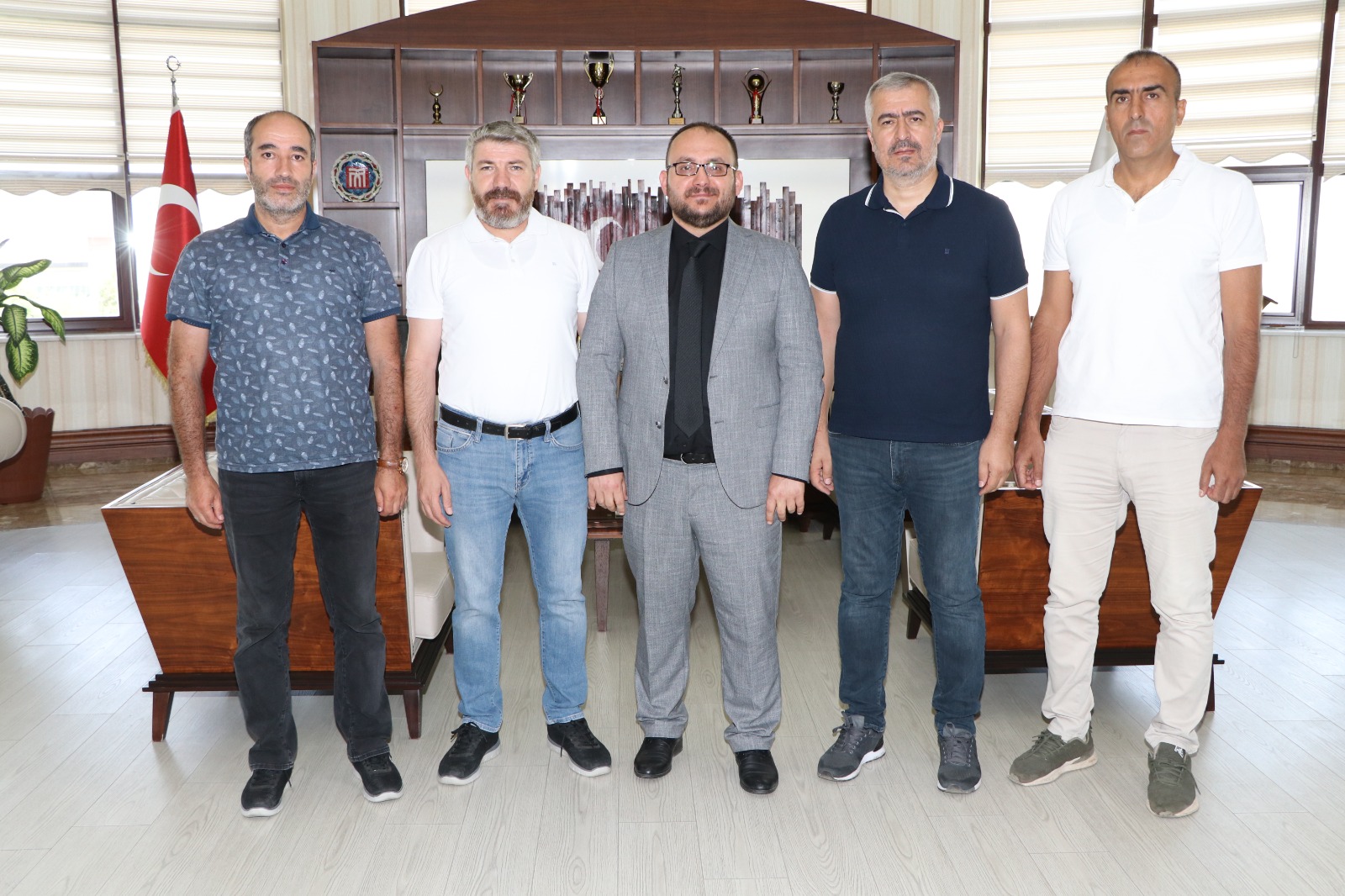 visit-to-our-rector-from-education-union-2936
