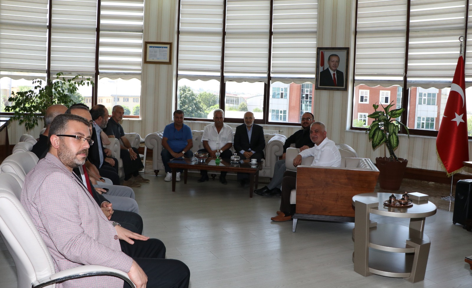 mus-consultation-council-visits-our-rector-2940