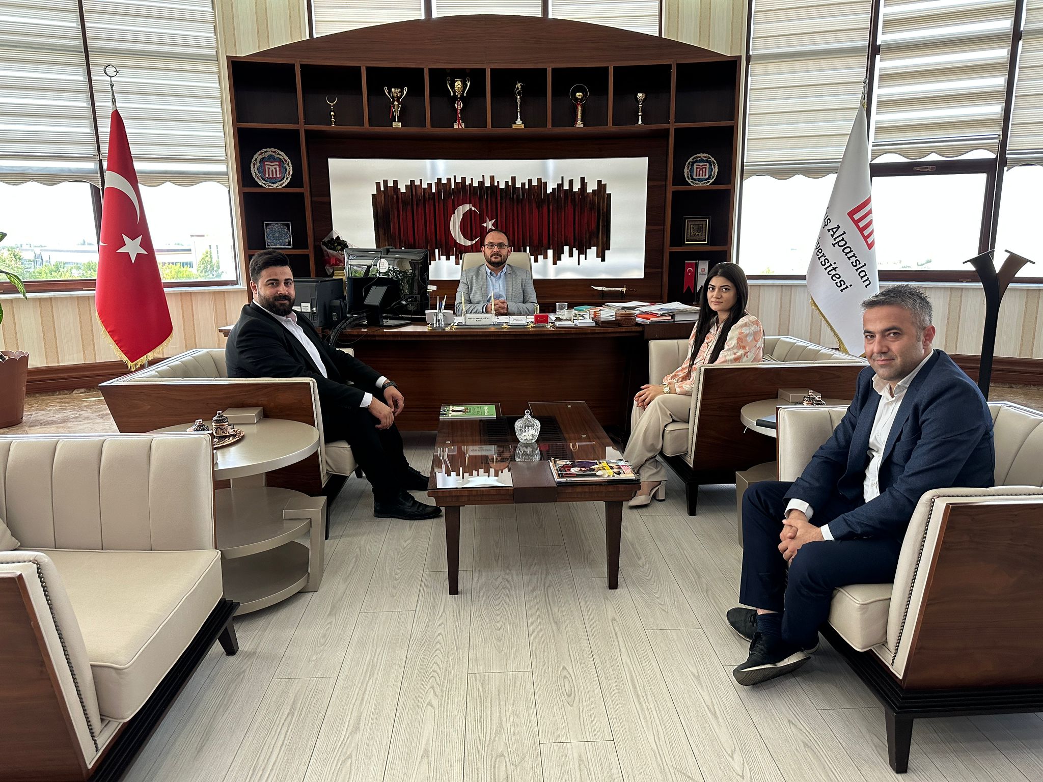 visits-continue-to-the-rector-2984