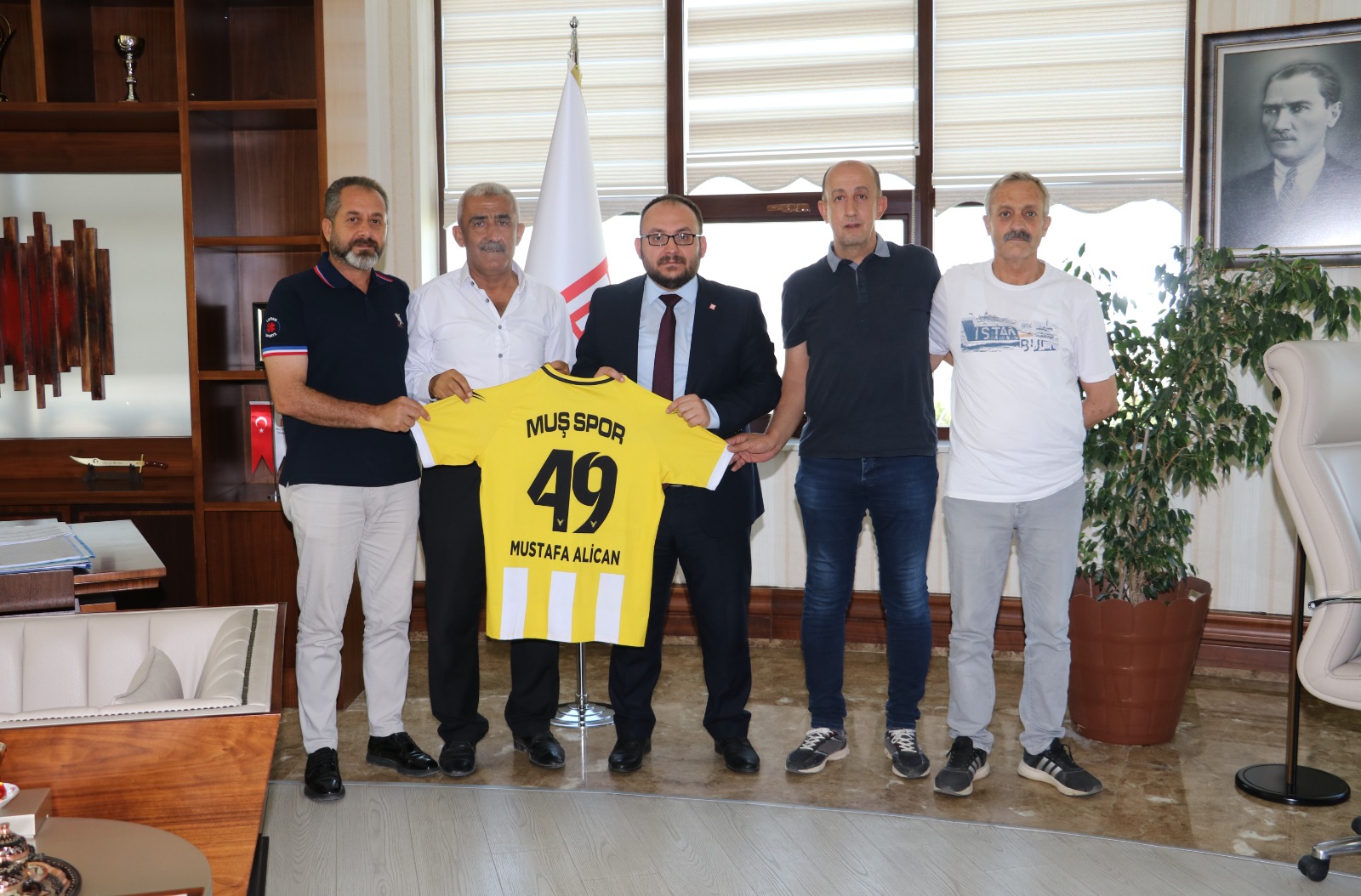 mus-federation-of-amateur-sports-clubs-visited-our-rector-3037