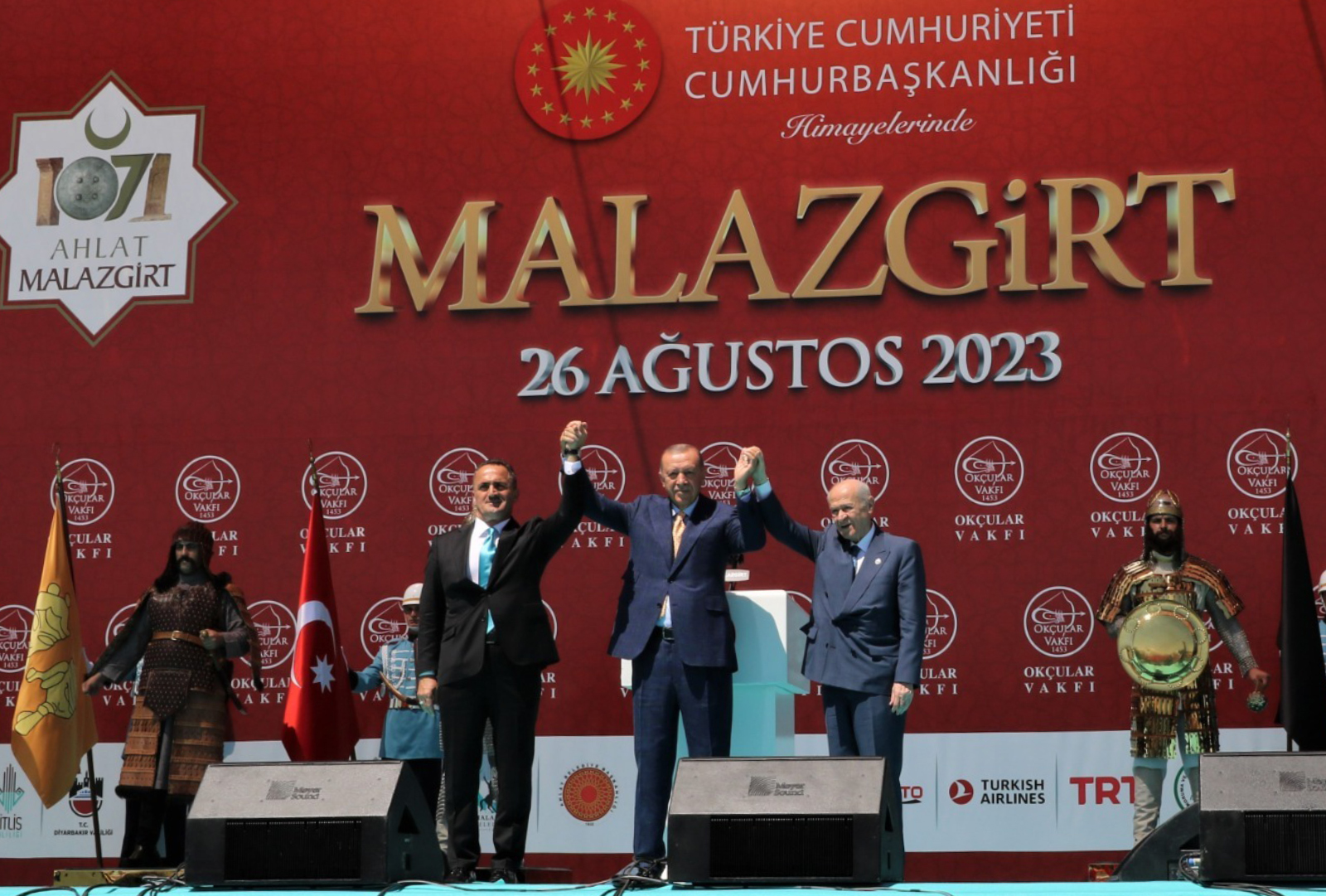 cumhurbaskanimiz-malazgirt-zaferinin-952-yil-donumu-kutlama-programina-katildi-3059