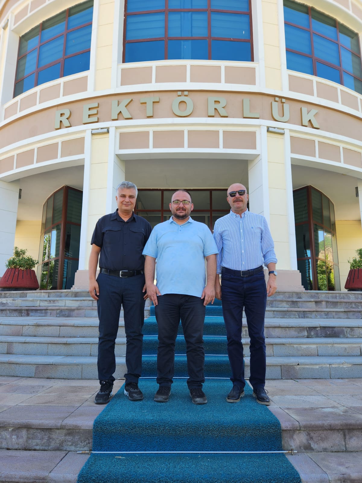 visits-wishing-good-luck-to-our-rector-continue-3129