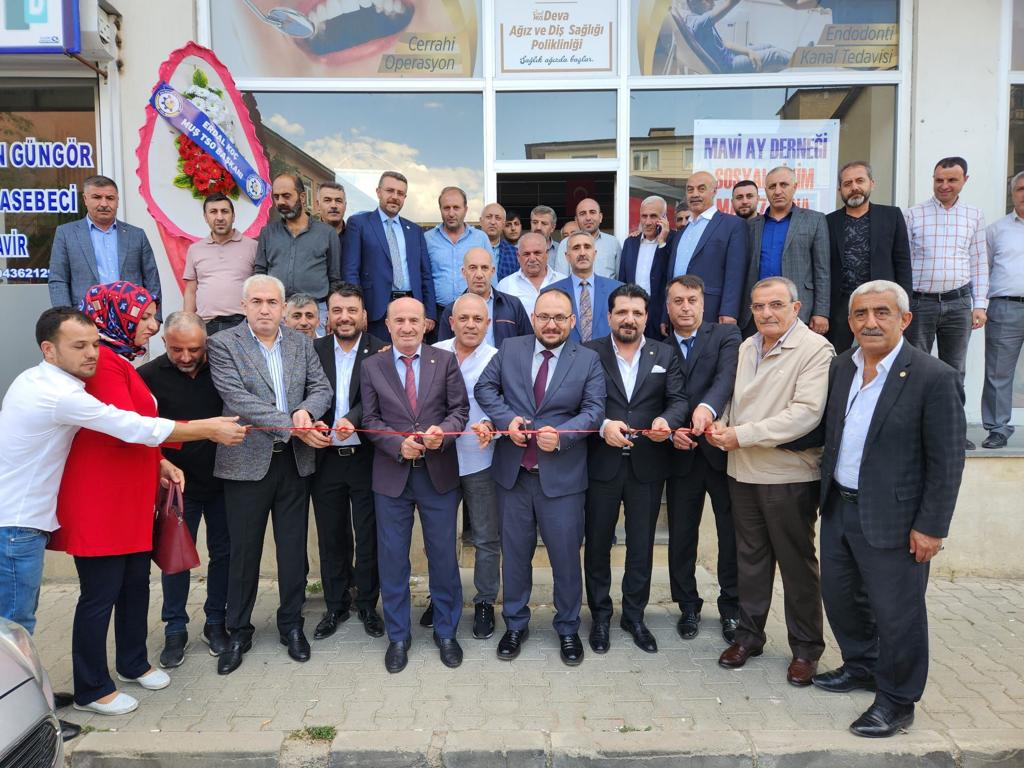 our-rector-attended-the-opening-of-mavi-ay-associations-store-3162