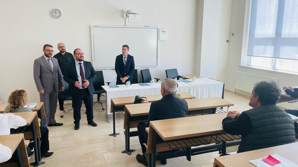 rektorumuz-prof-dr-mustafa-alican-sosyal-bilimler-meslek-yuksekokulu-akademik-toplantisina-katildi-3274