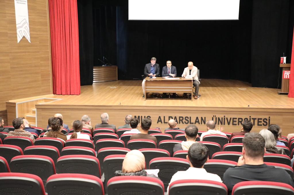 university-administration-and-student-groups-collaborate-hand-in-hand-3356