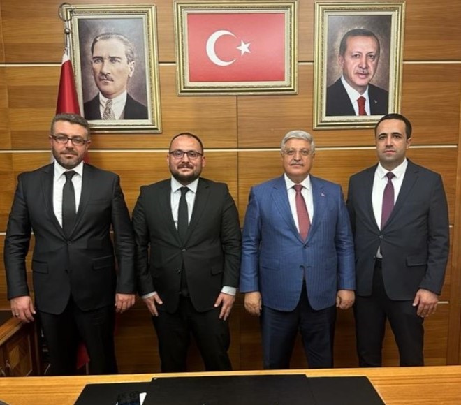rektorumuz-prof-dr-mustafa-alicanin-vedat-demiroz-beyefendiyi-ziyareti-3368