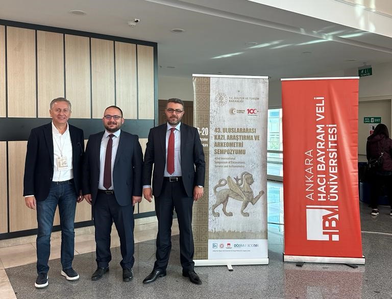 rektorumuz-alican-43-uluslararasi-kazi-arastirmalari-ve-arkeometri-sempozyumunda-3418