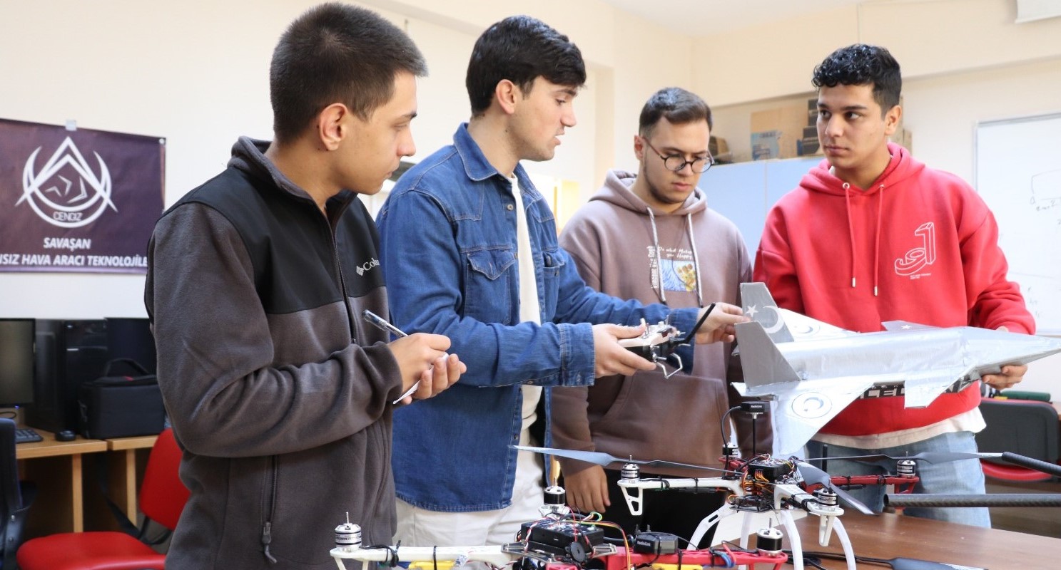 teknik-bilimler-meslek-yuksekokulu-teknofest-2024e-hazirlaniyor-3454