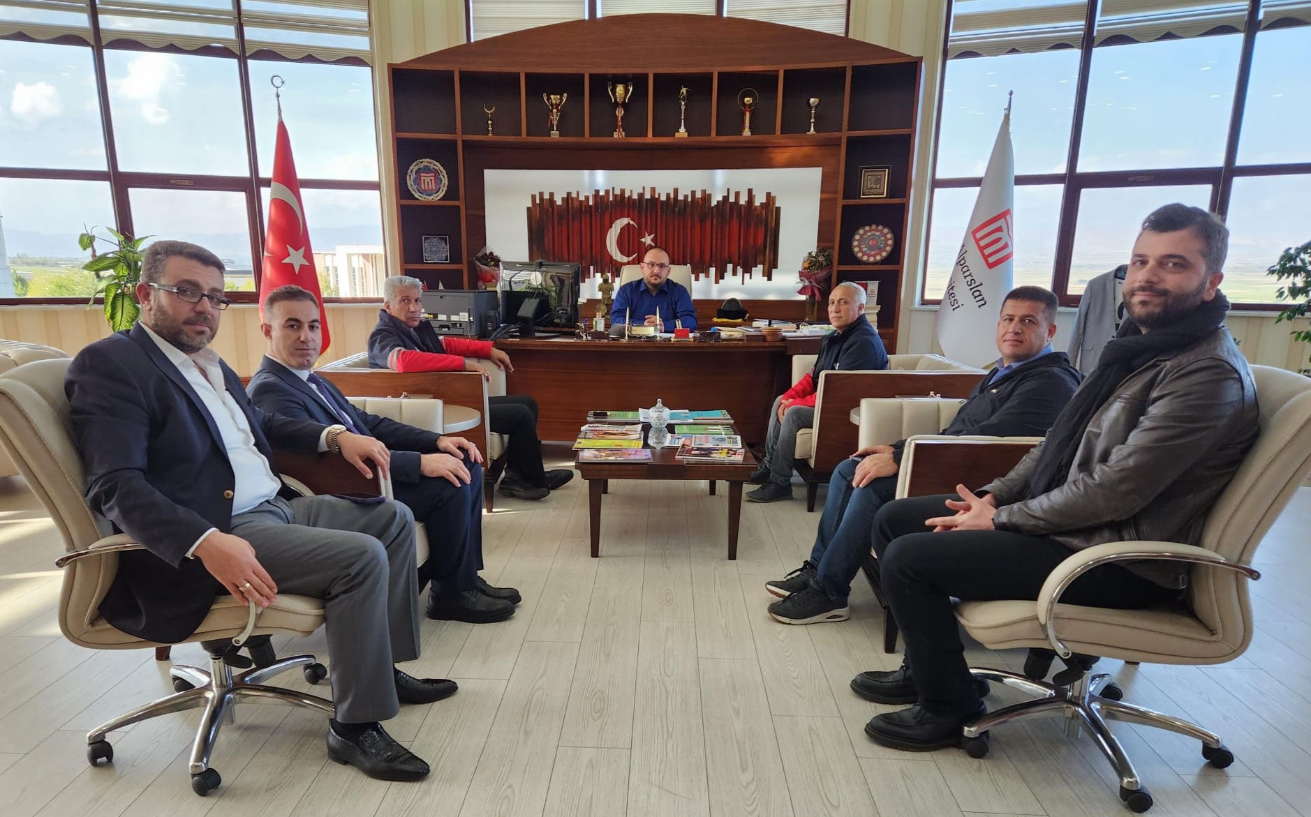 karabeyden-rektorumuze-ziyaret-3461