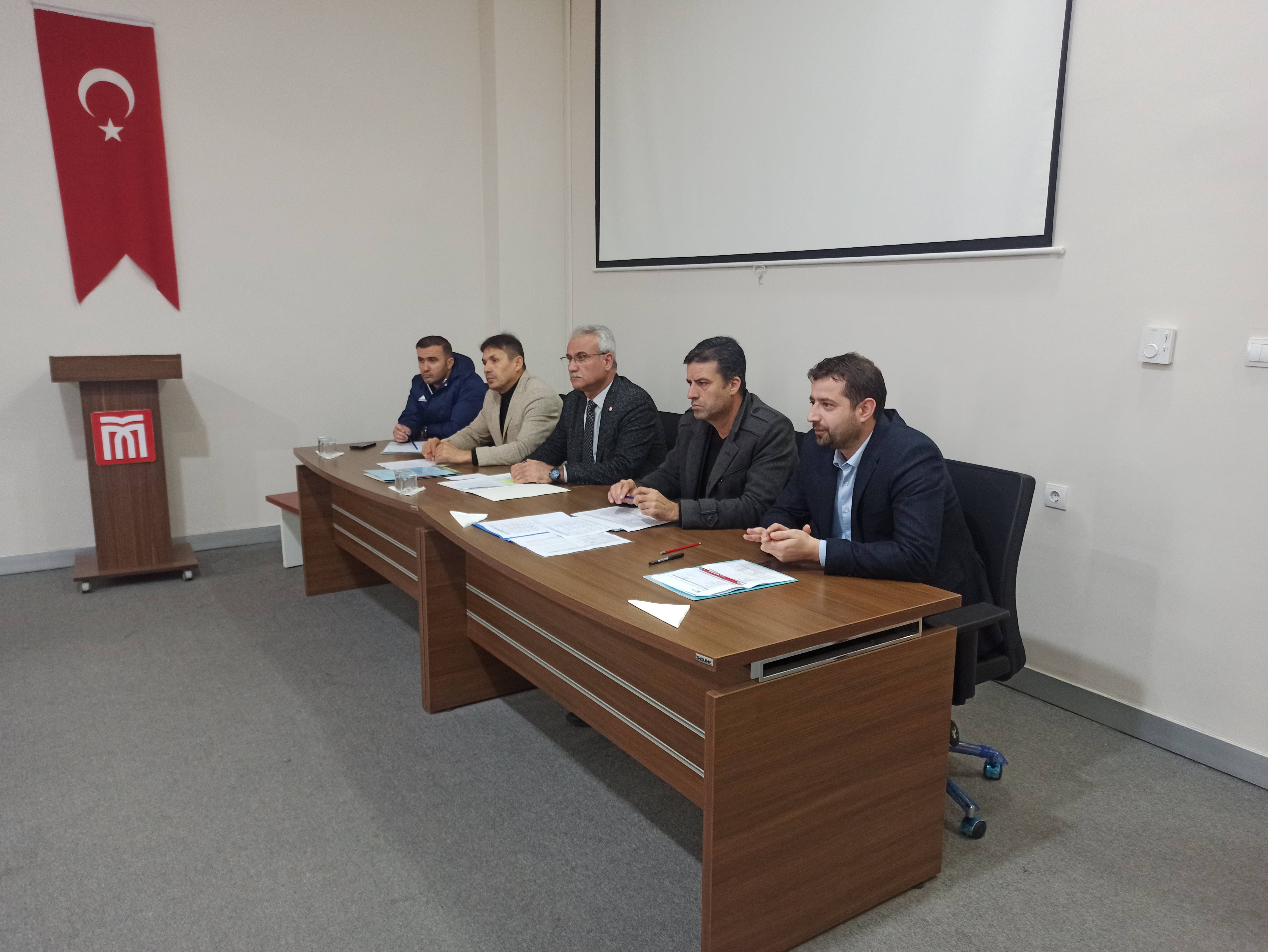 universitemizde-faaliyetlerini-surduren-sendika-temsilcileriyle-osym-ve-acikogretim-sinavlari-bilgilendirme-toplantisi-yapildi-3612