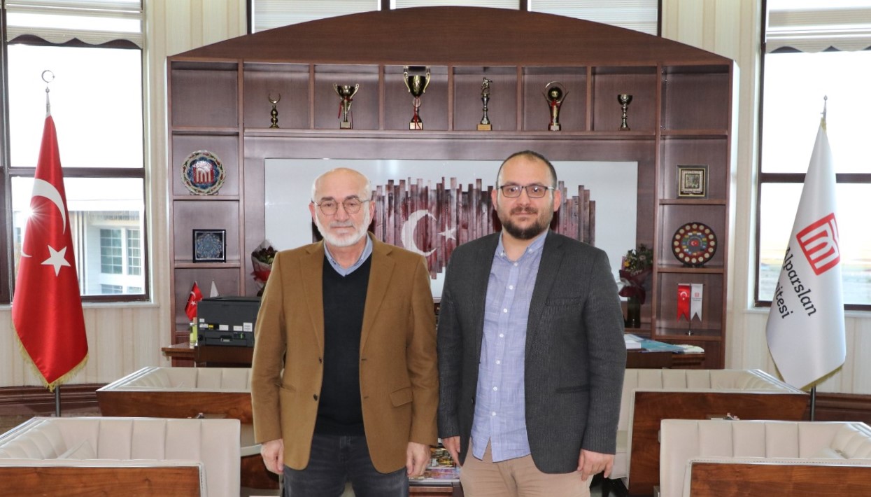 yildiz-tarim-isletmeleri-as-tarim-koordinatoru-burhan-camdan-rektorumuze-ziyaret-3715