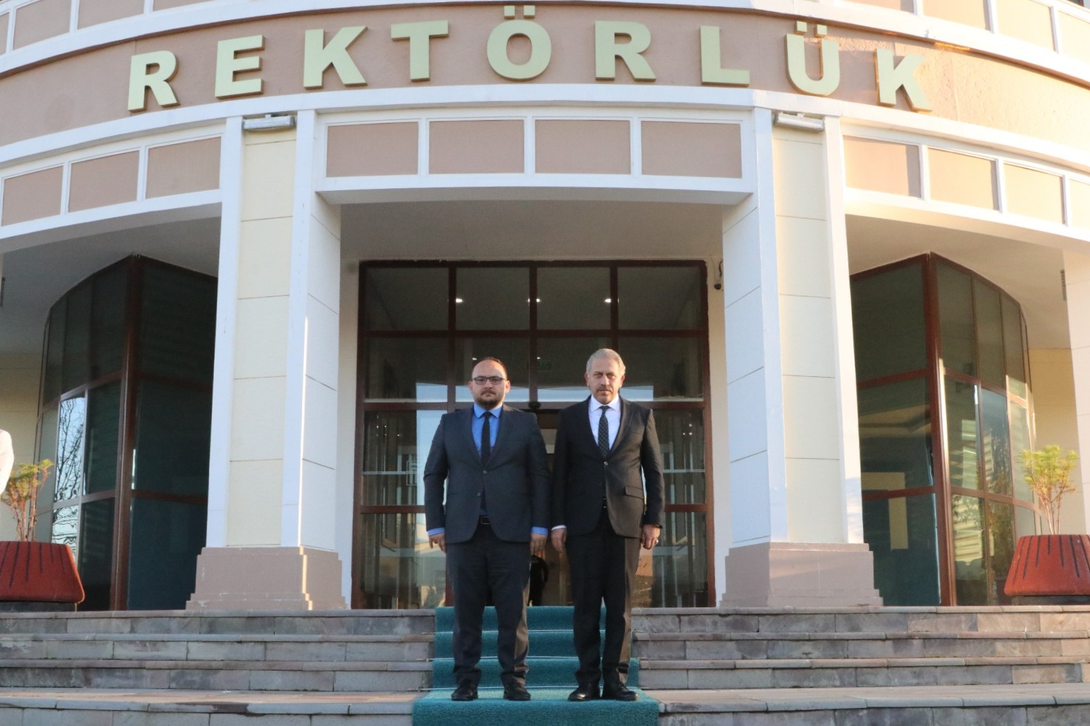 karamandan-rektorumuze-ziyaret-3766