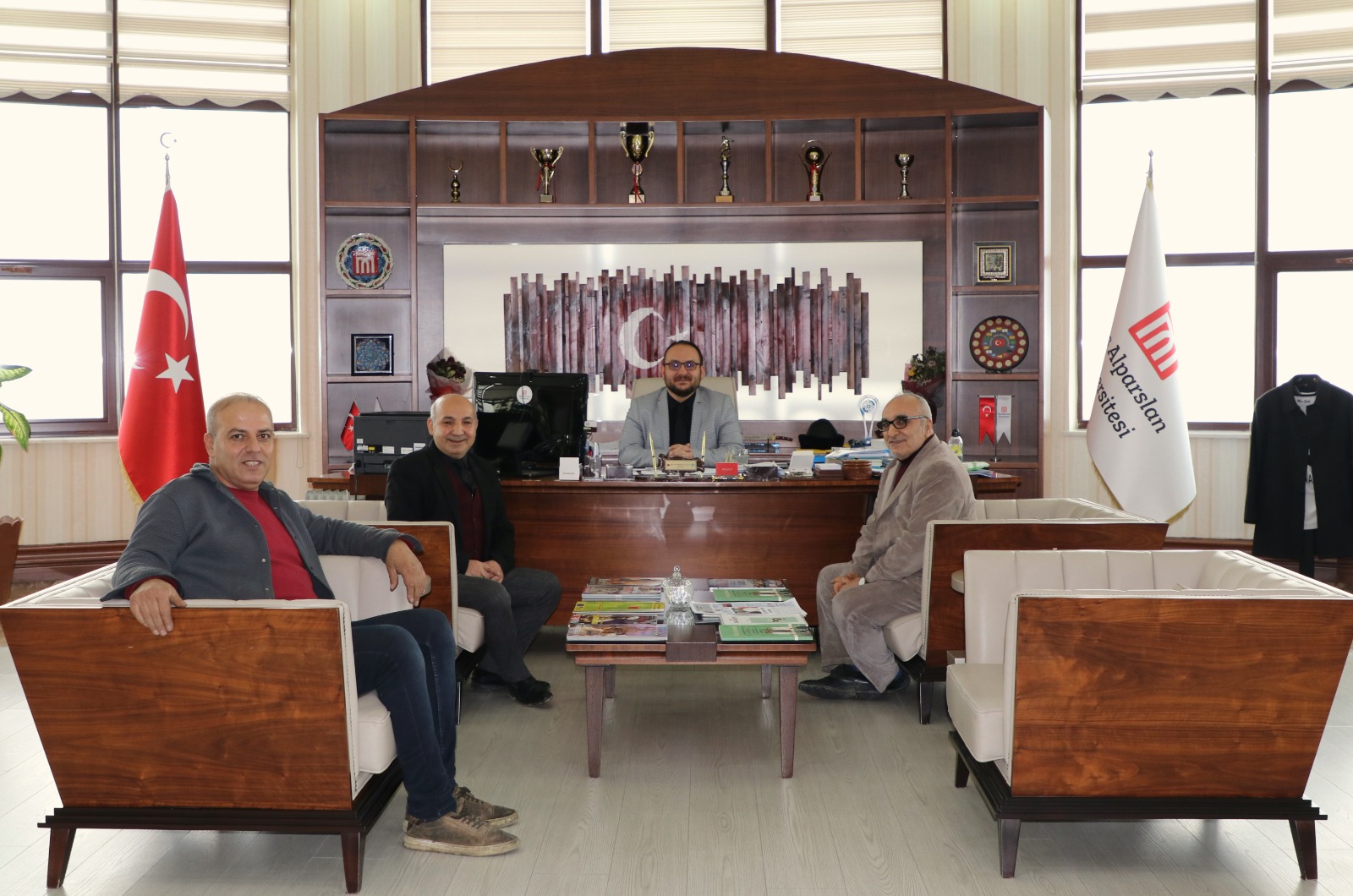 universitemizden-sanata-destek-3915