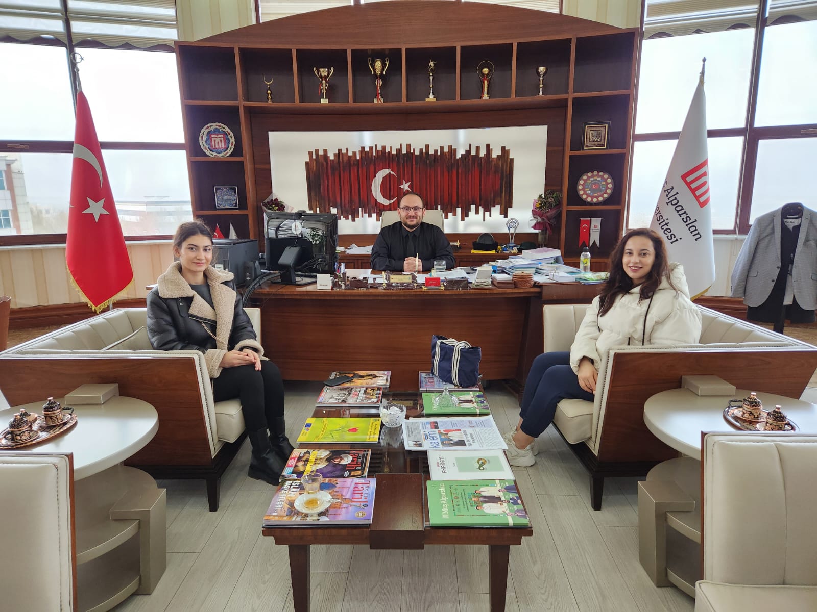 ogrencilerimizden-rektore-ziyaret-3920