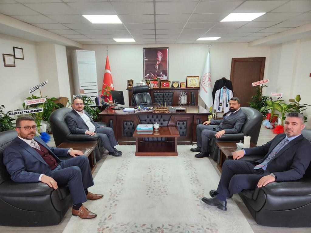 rektorumuzden-aile-ve-sosyal-hizmetler-il-mudurlugune-ziyaret-3975