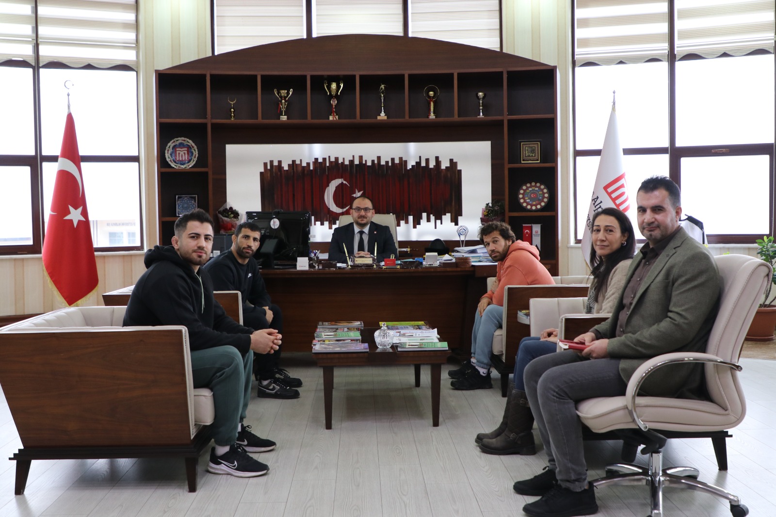 visit-to-our-rector-from-our-champions-4114