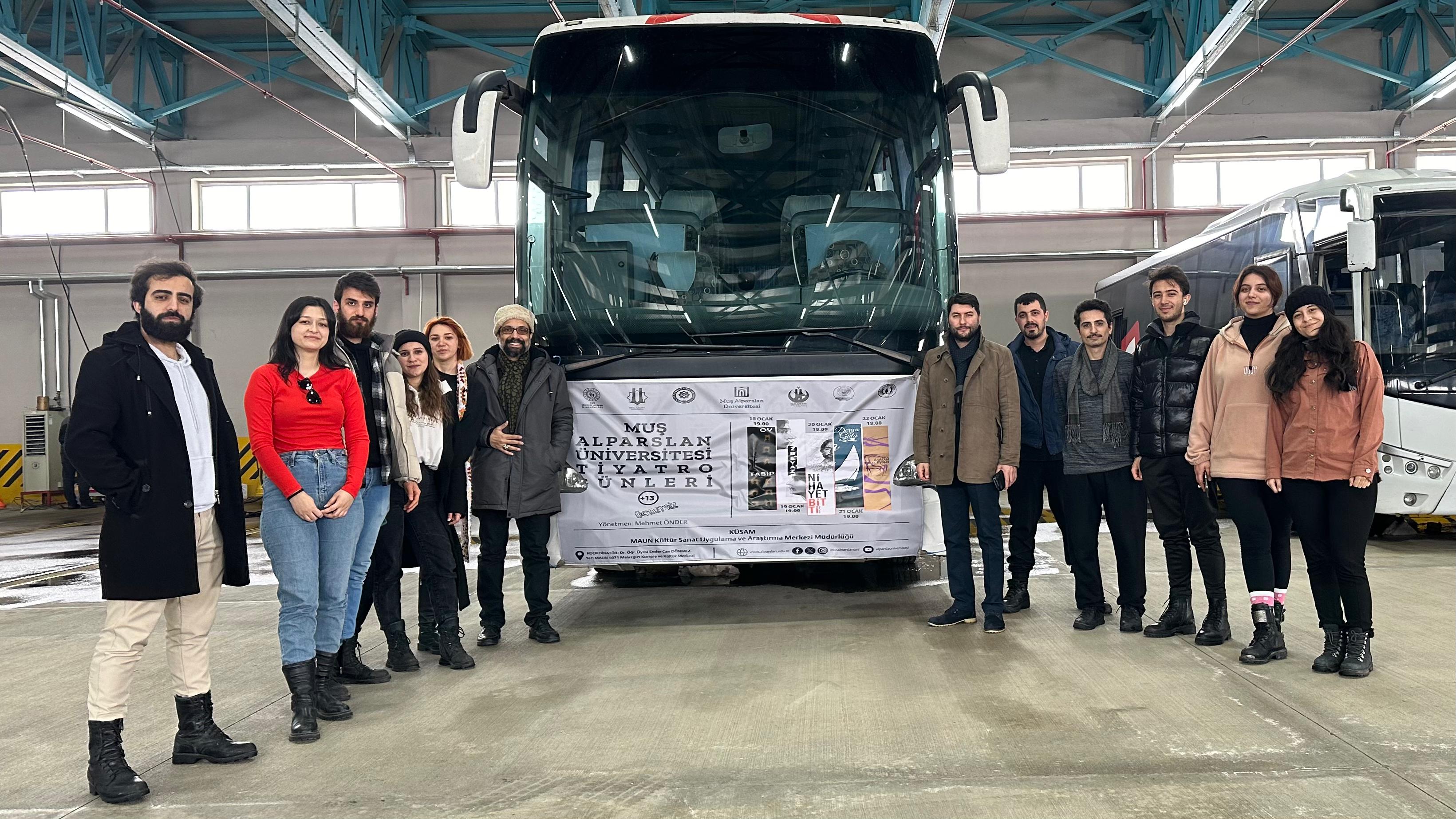 mus-tiyatro-gunlerinin-malazgirt-ve-bulanik-etabi-basliyor-4234