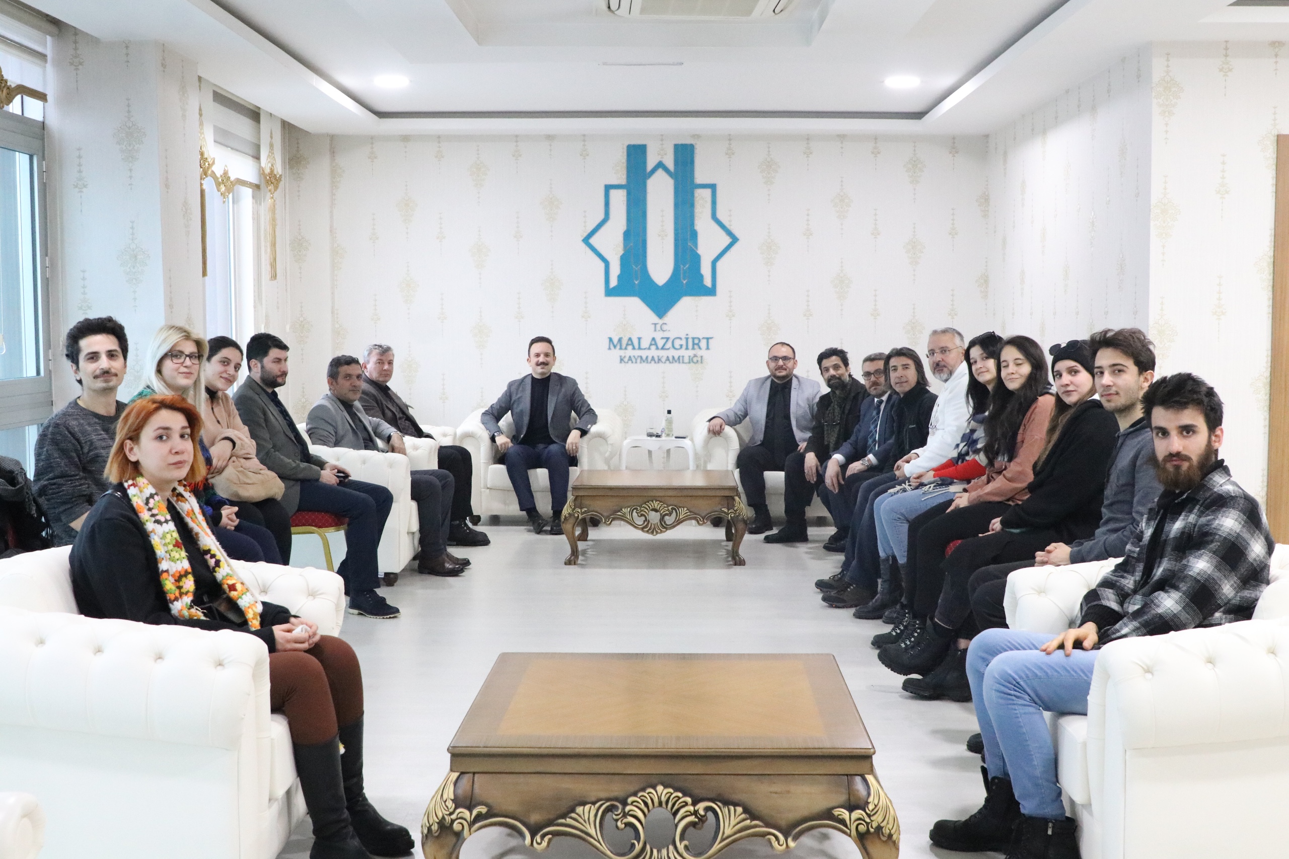 rektorumuzden-malazgirt-kaymakamligina-ziyaret-4244