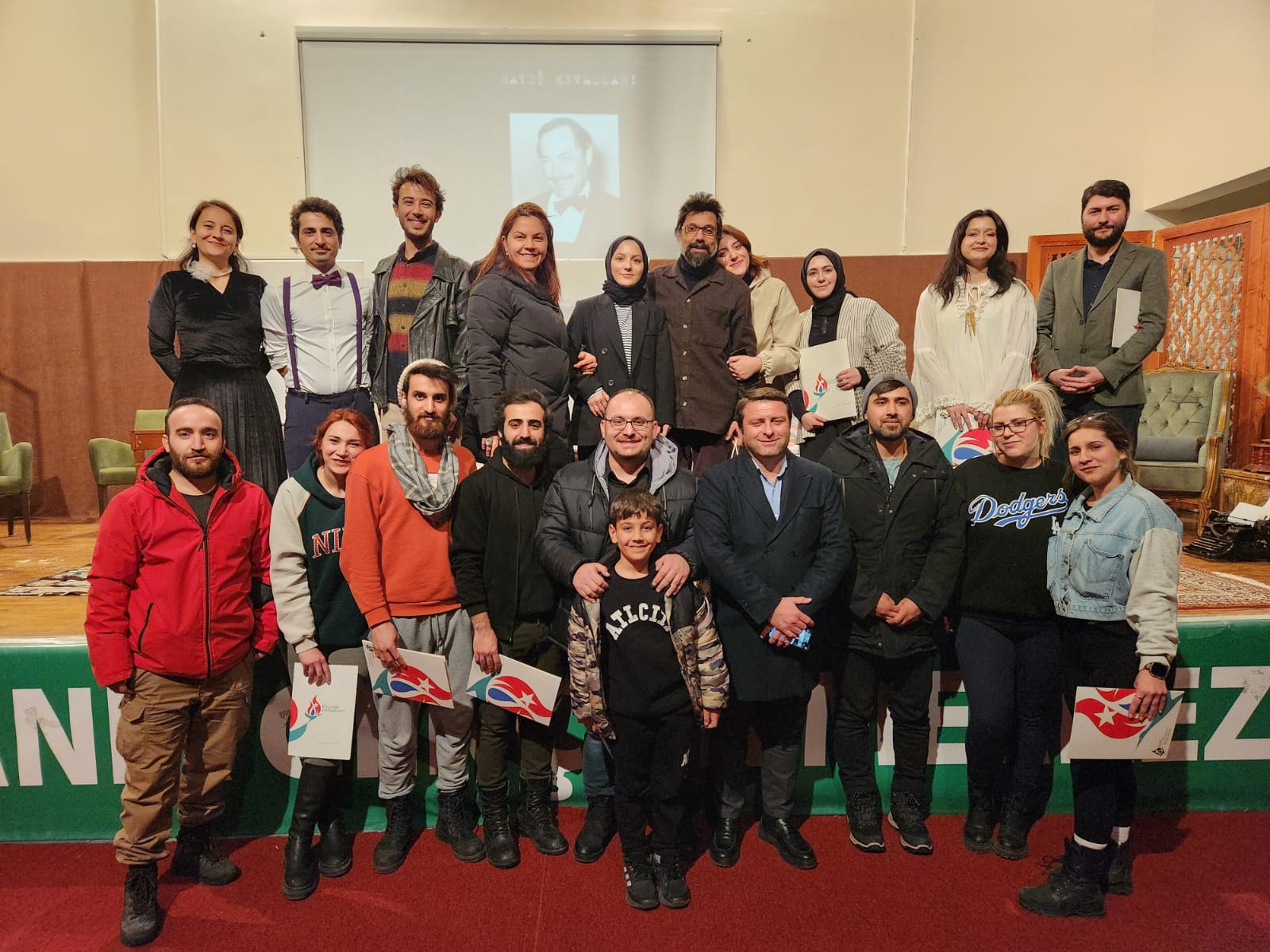 mus-tiyatro-gunleri-sona-erdi-4293