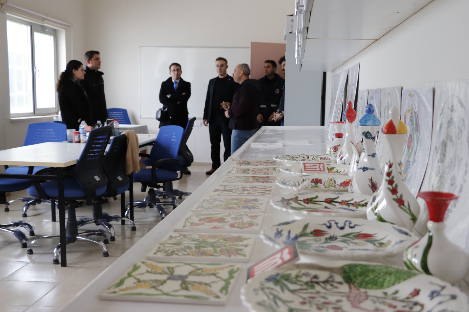 visit-to-our-arts-and-crafts-workshops-by-authorities-from-mus-type-e-closed-penal-institution-4337