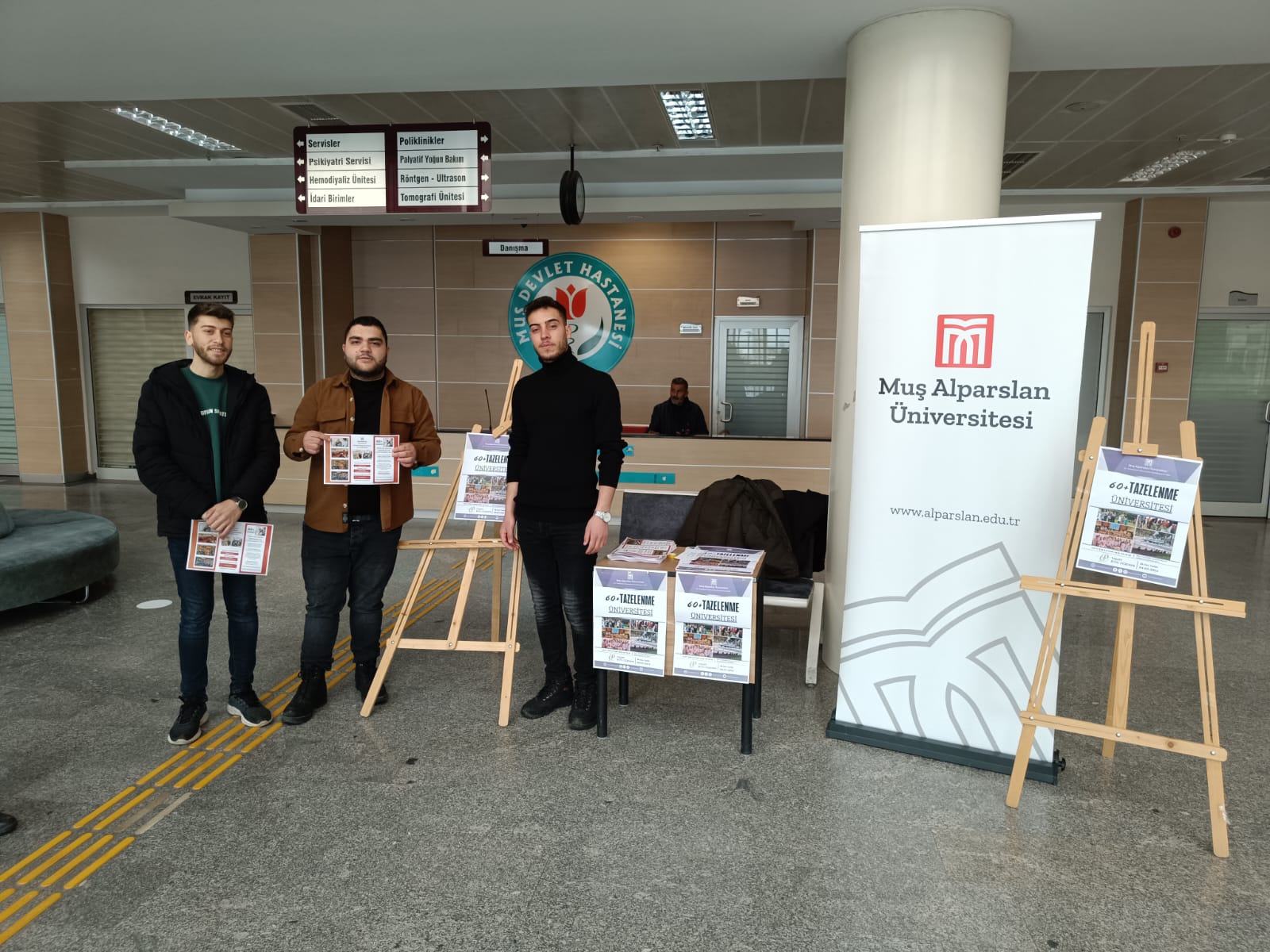 60-tazelenme-universitesi-tanitim-standlarimiz-yogun-ilgi-gordu-4344
