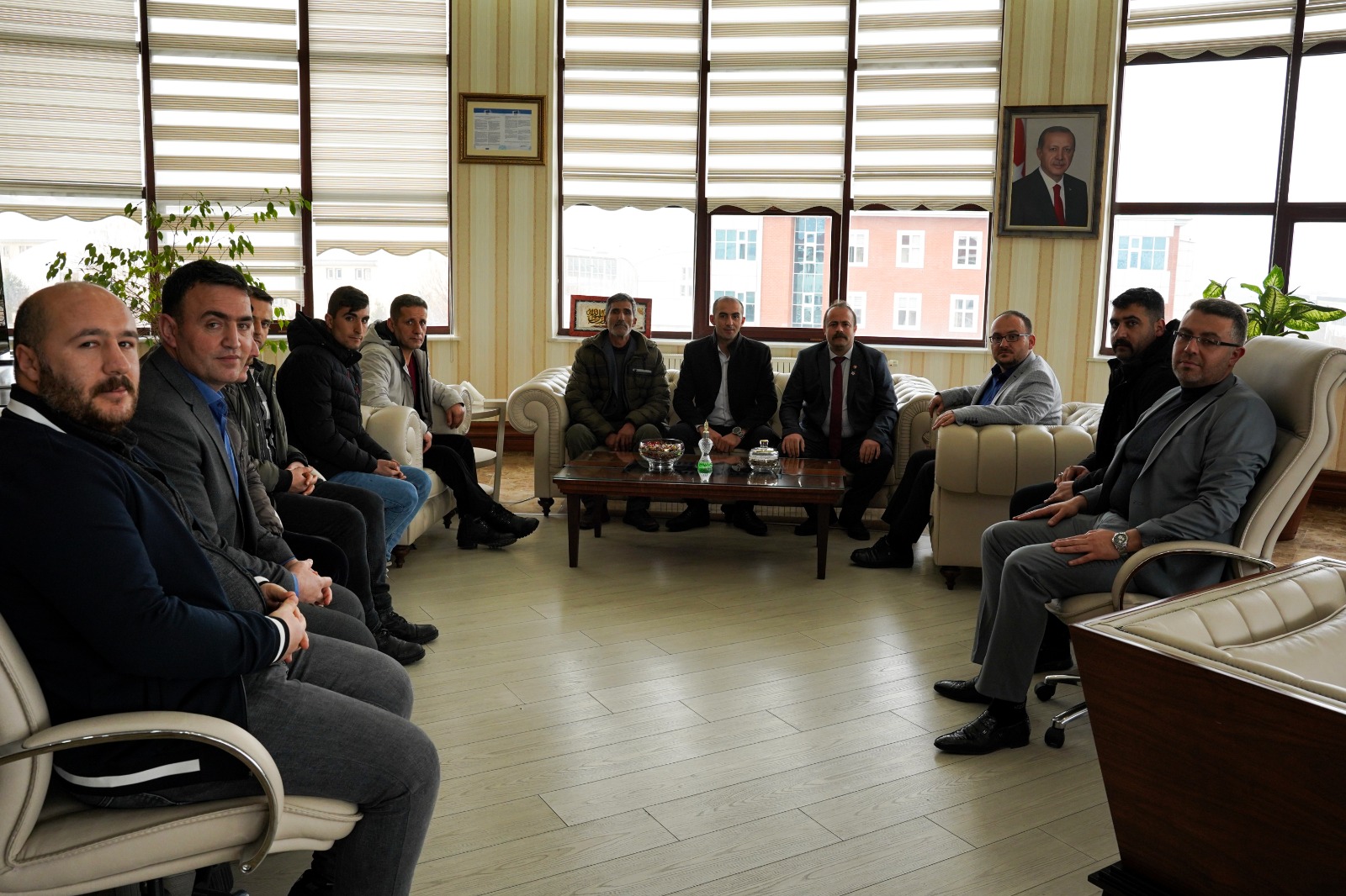 visit-to-our-rector-from-families-of-martyrs-and-veterans-4345