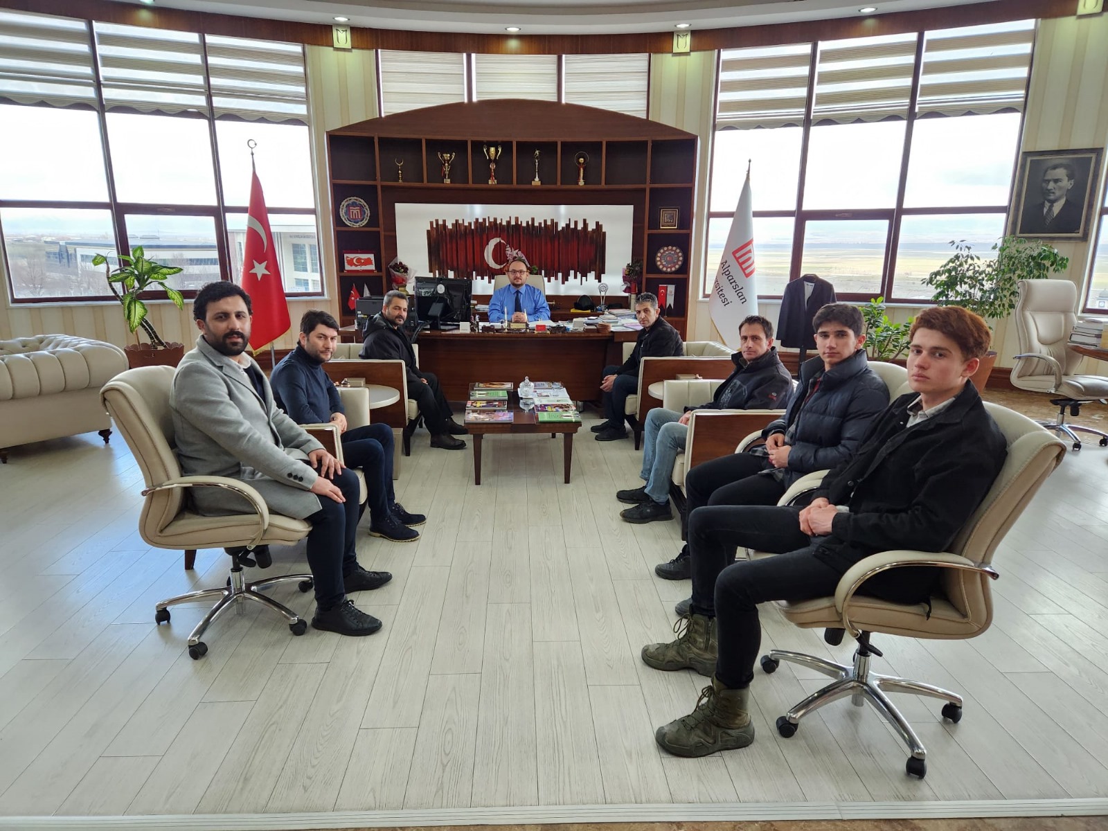 visit-to-our-rector-from-the-presidents-of-associations-4359