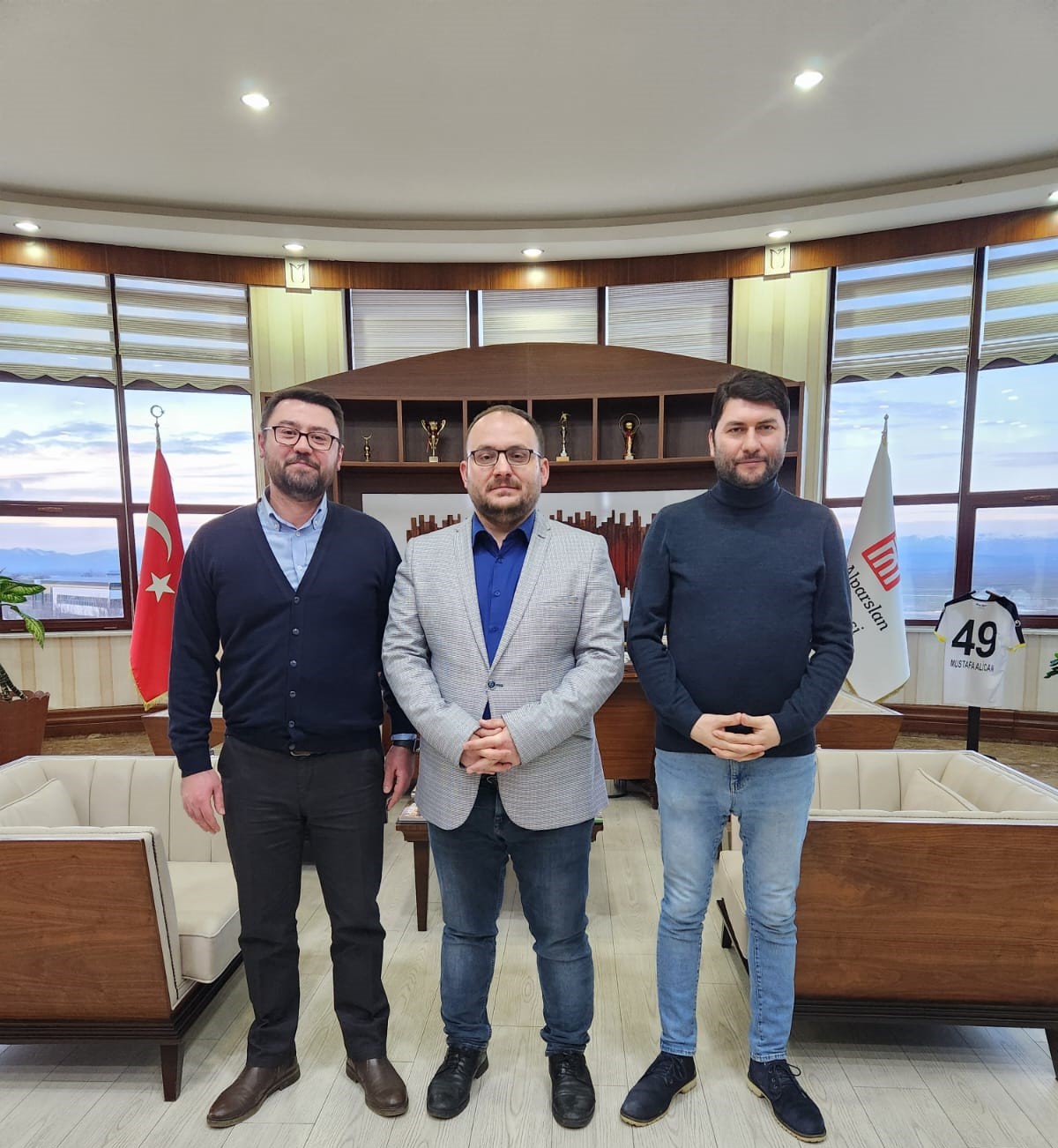 rektorumuze-ziyaretler-devam-ediyor-4363