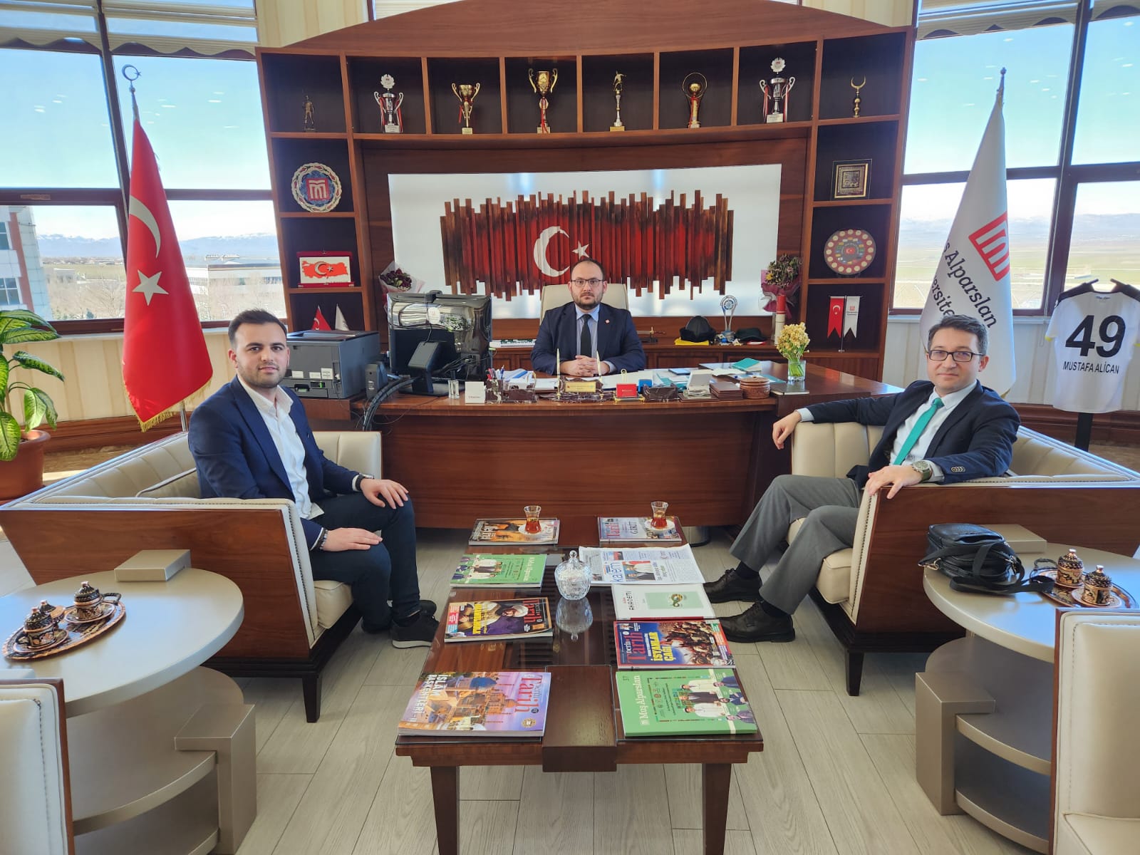 cezaevi-mudurunden-rektorumuze-ziyaret-4408