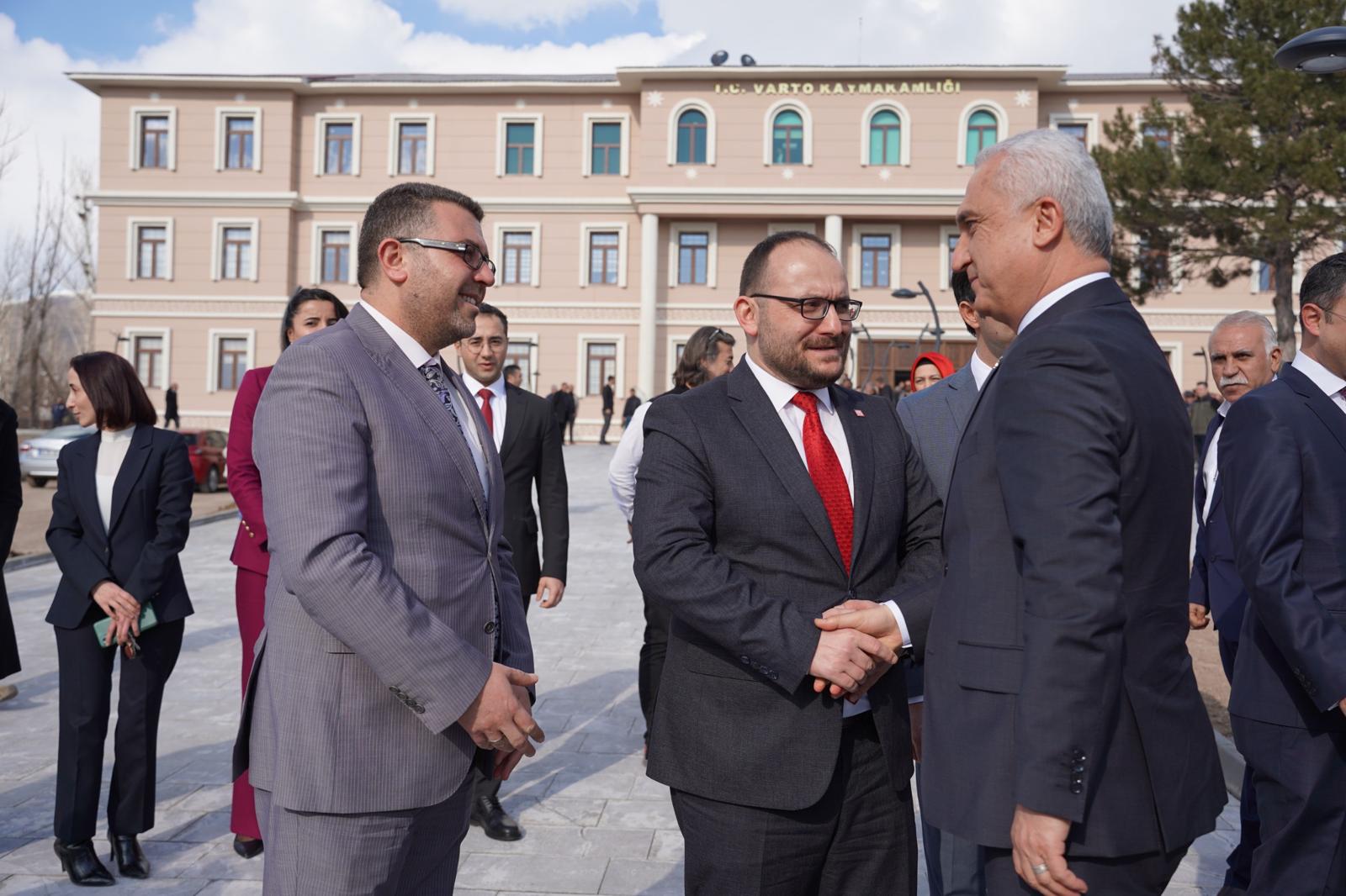 varto-kaymakamligi-hizmet-binasi-acilisina-katildik-4497