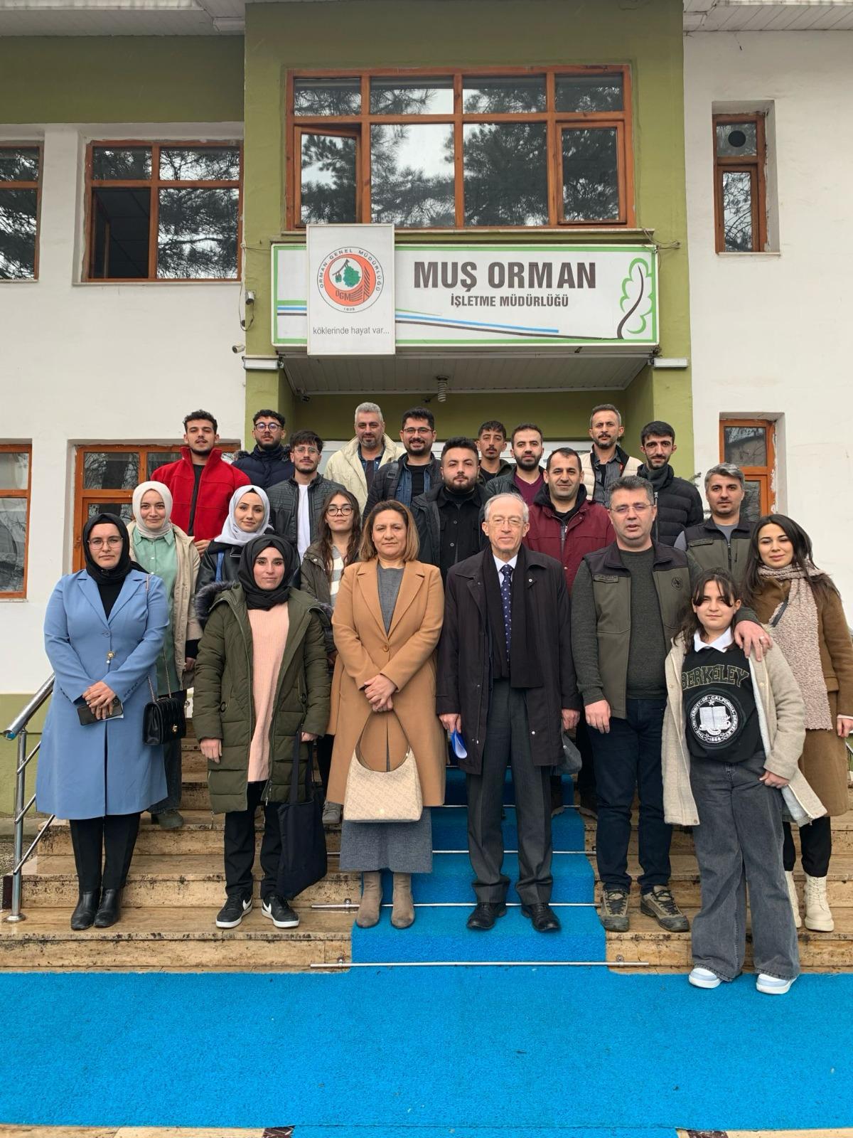 ogrencilerimizden-mus-orman-isletme-mudurlugune-ziyaret-4522