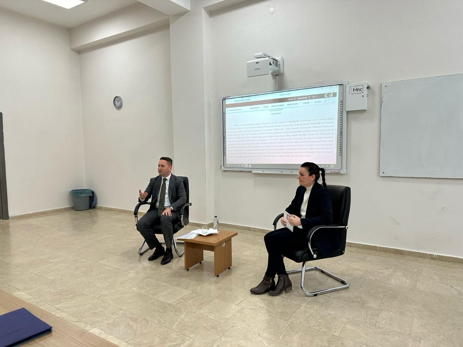 universitemizde-kaymakam-ahmed-celiki-agirladik-4524