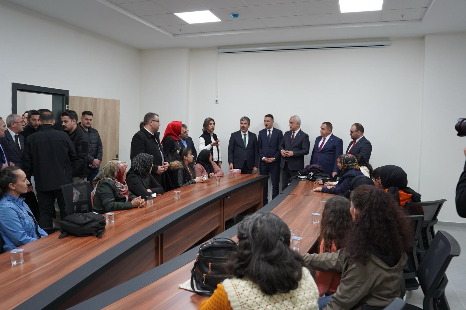 free-gluten-free-products-distributed-to-celiac-patients-in-varto-4534