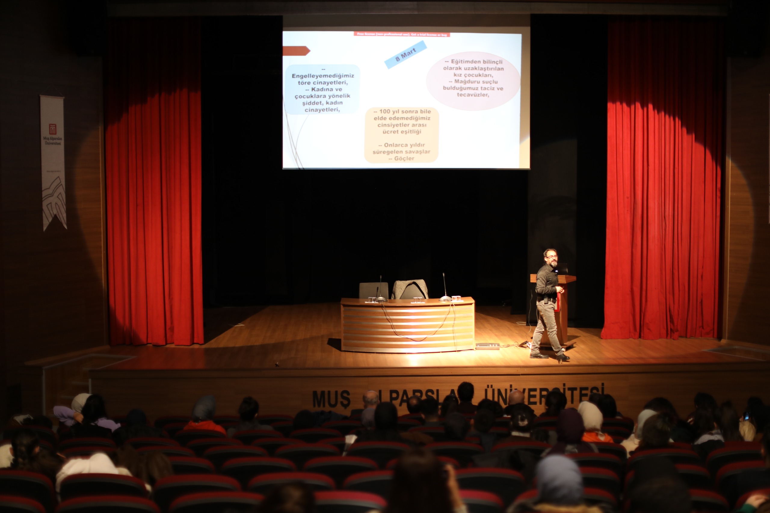 8-mart-dunya-kadinlar-gunu-etkinligi-gerceklestirildi-4536