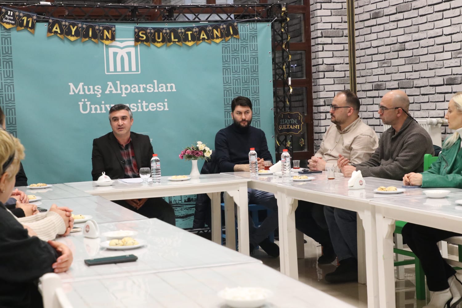 ramazan-konusmalarinin-2-gununde-cay-bahanede-bulustuk-4587