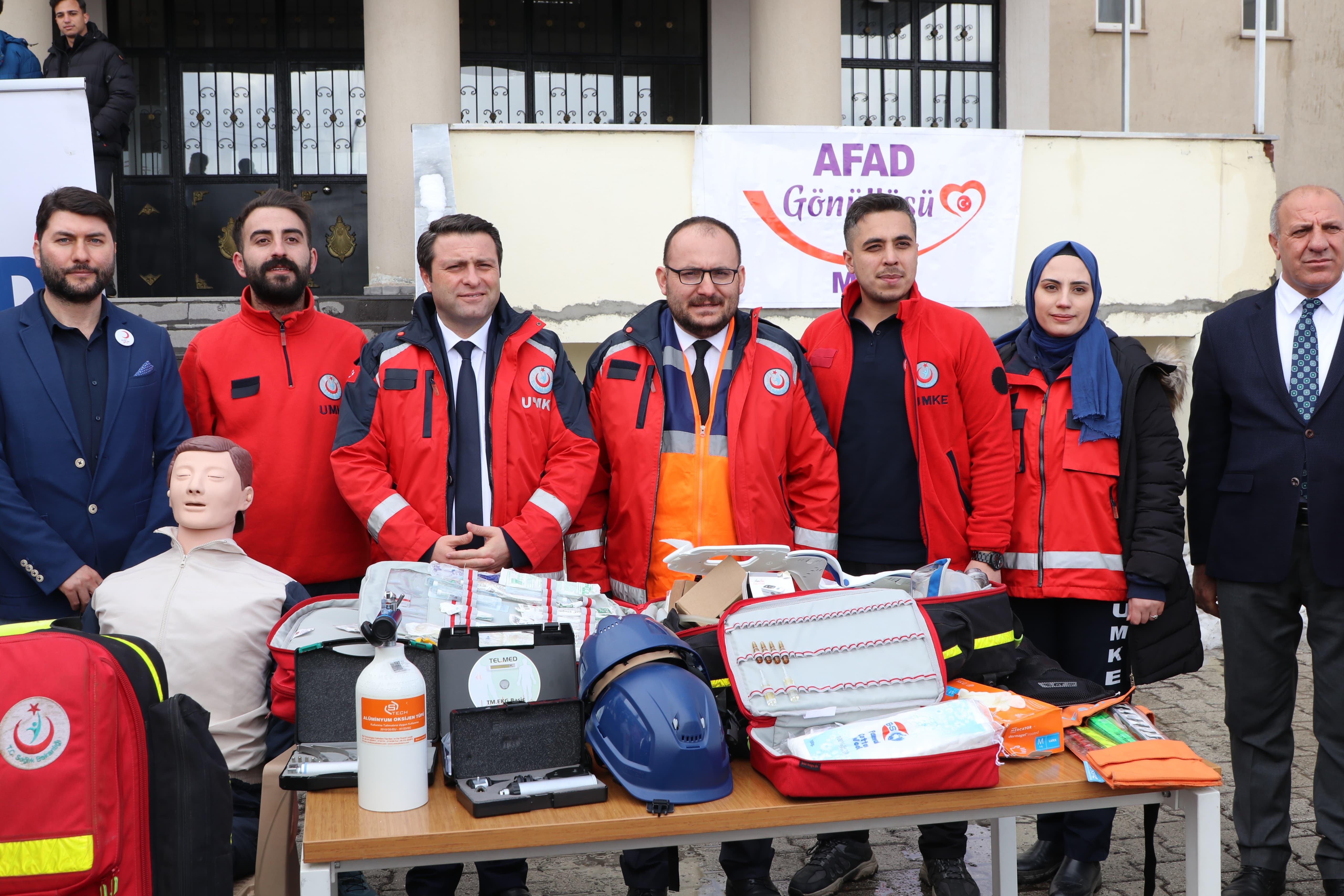 our-rector-participated-in-earthquake-week-activities-4605