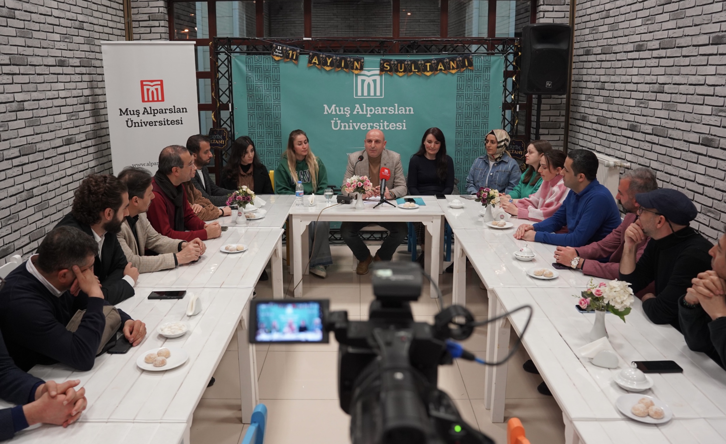 ramazan-konusmalari-7-mevlananin-gozunden-gunumuz-4635