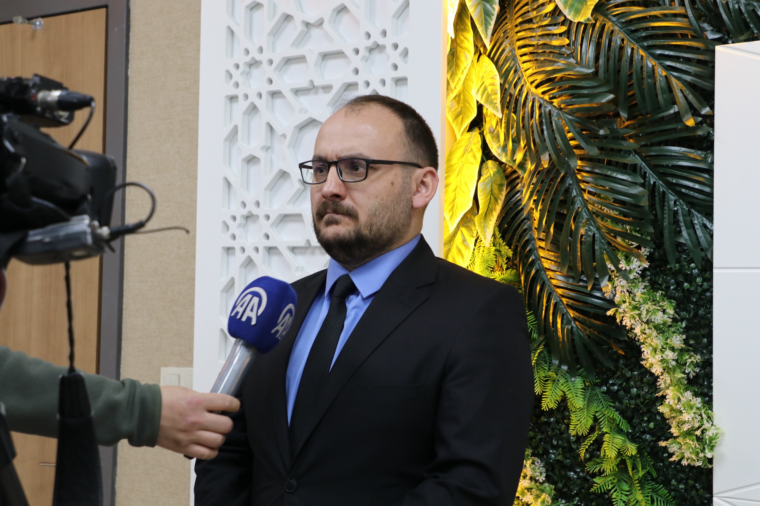 rektorumuz-aa-mikrofonunda-60-tazelenme-universitesi-projesini-anlatti-4655