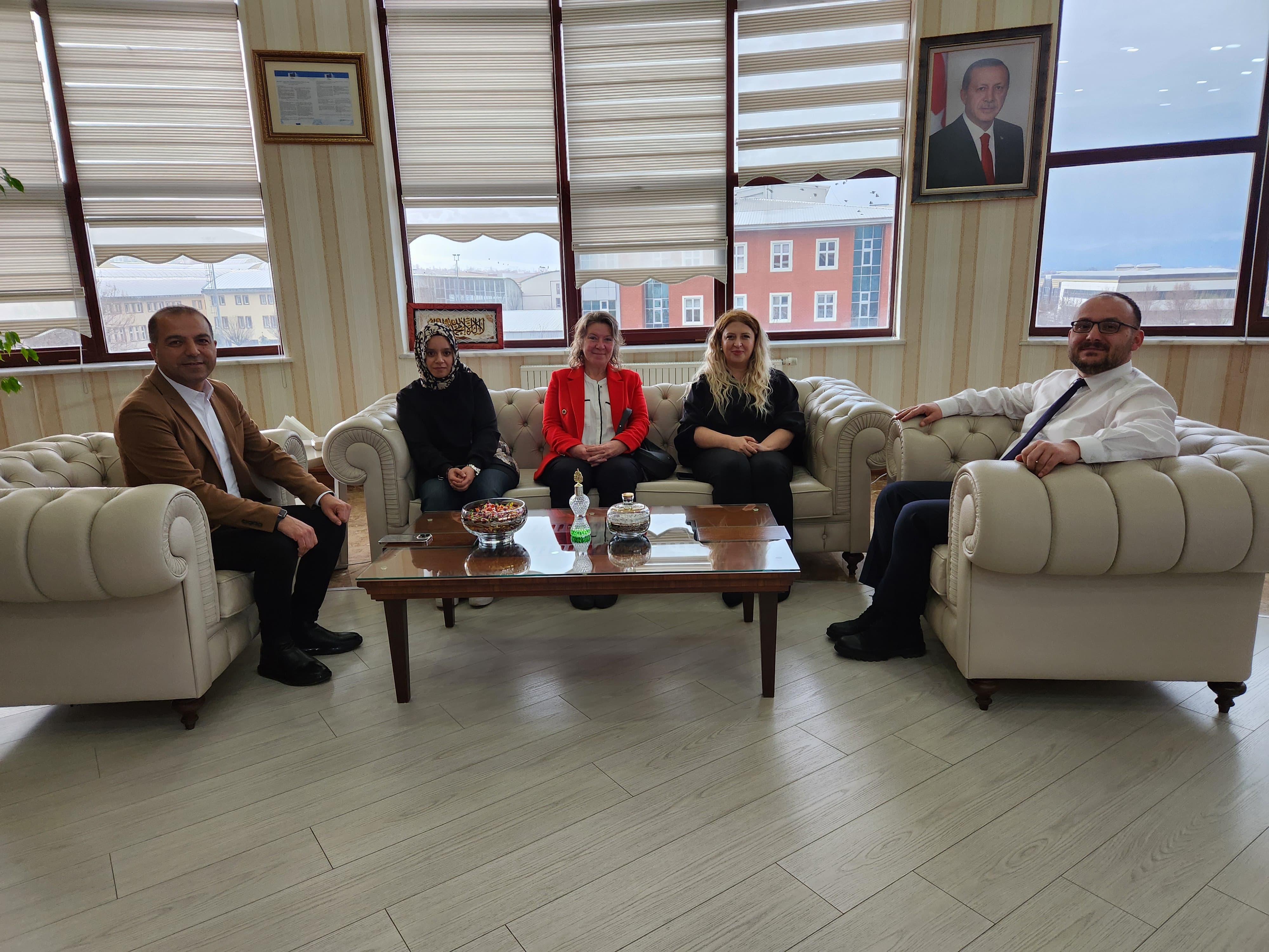 rektorumuze-ziyaretler-devam-ediyor-4675