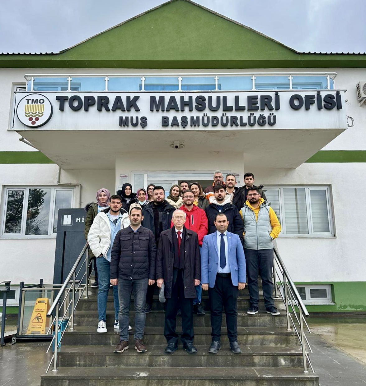 uygulamali-bilimler-fakultesi-ogrencilerinden-toprak-mahsulleri-ofisine-tmo-ziyaret-4688