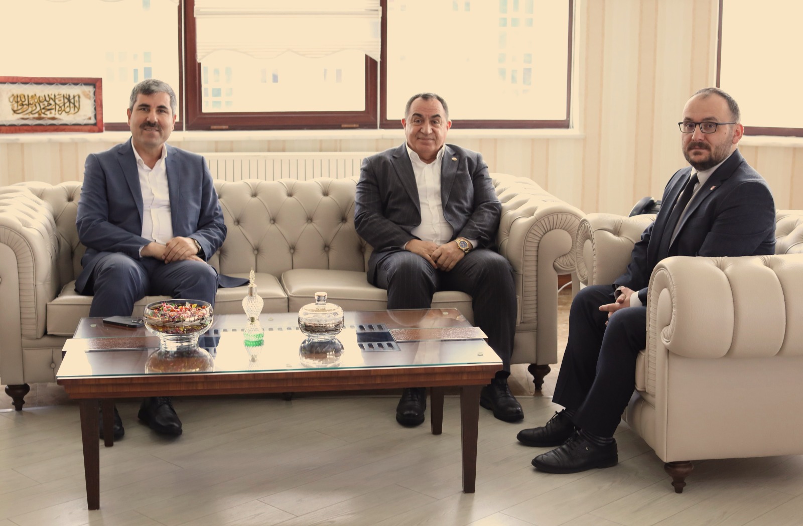 milletvekili-simsek-ve-belediye-baskani-asyadan-rektorumuze-ziyaret-4706