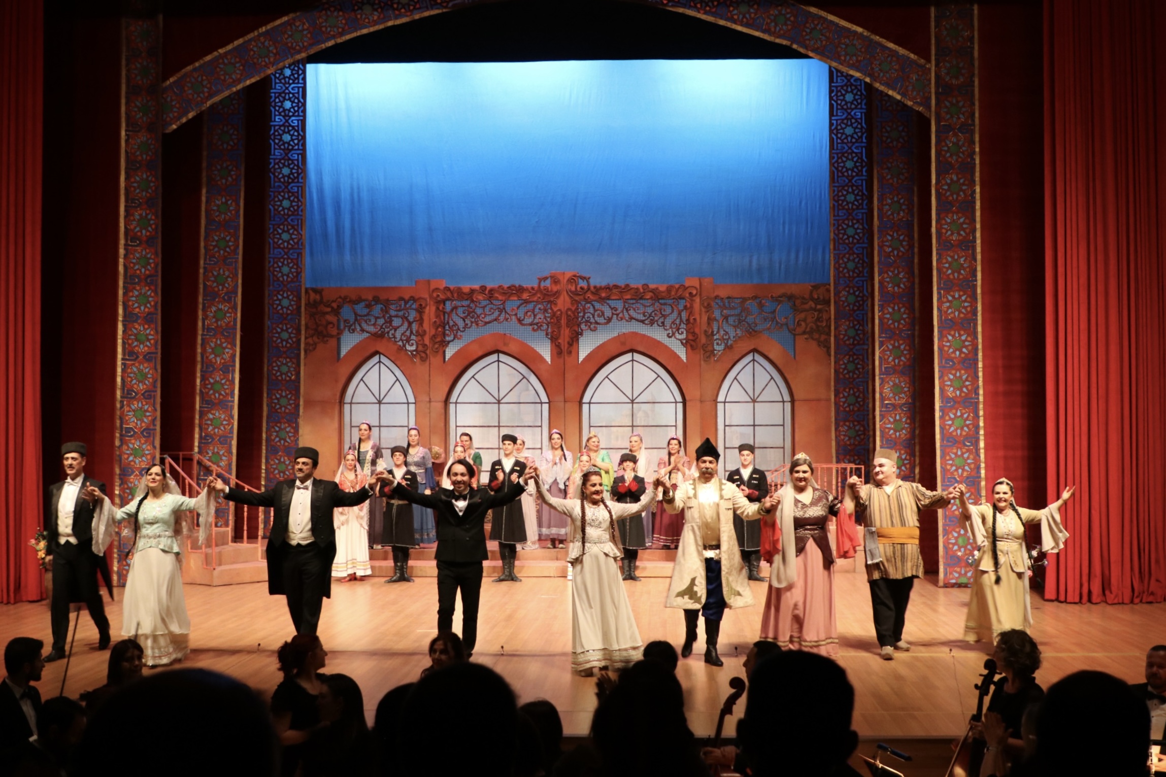 arsin-mal-alan-opereti-universitemizde-sahnelendi-4713